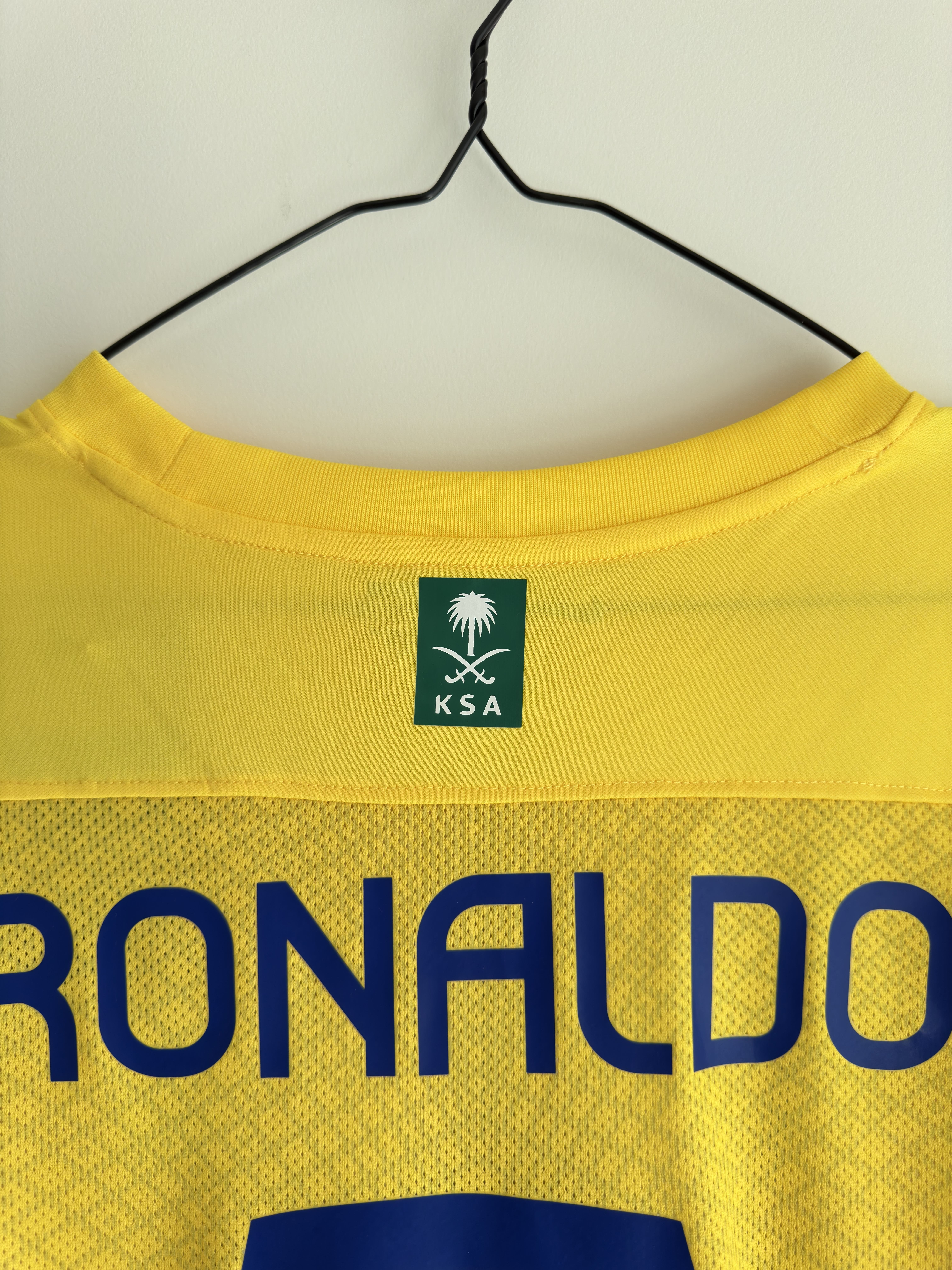 Camisola AL Nassr 2023/2024 - Ronaldo 7 - Versão adepto - Tamanho XL 5