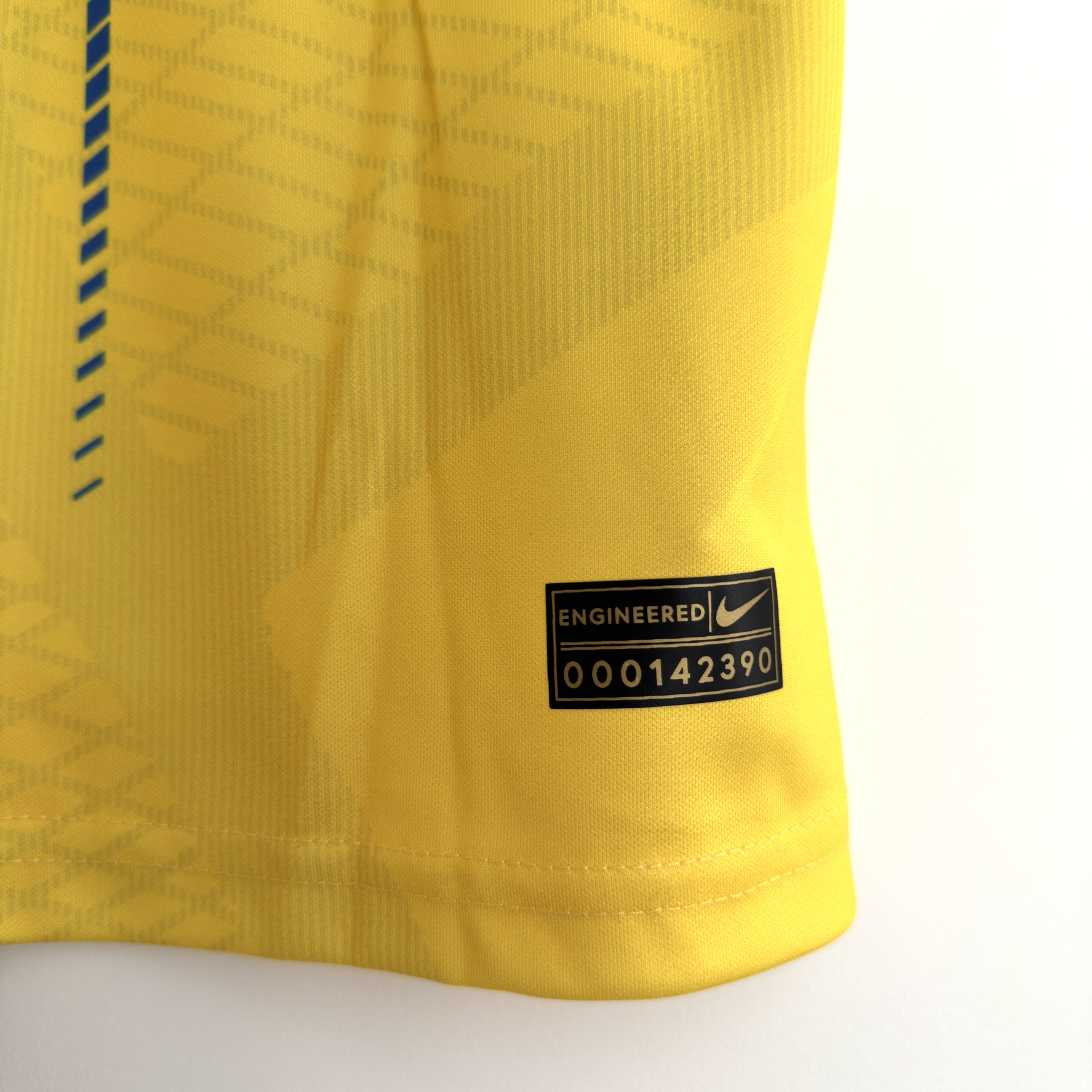 Camisola principal AL Nassr 2023/2024 - Ronaldo 7 - Versão adepto - Tamanho XL 10