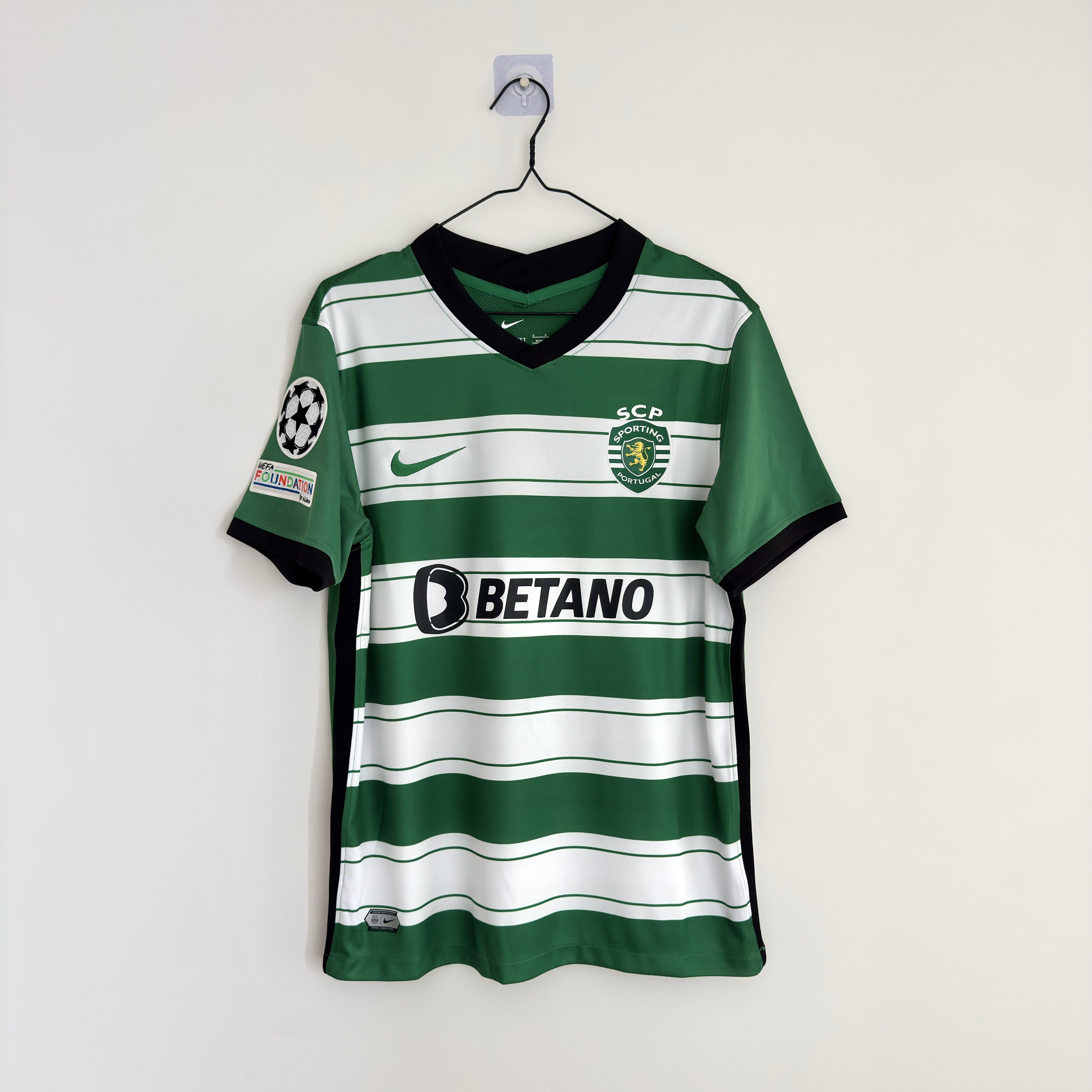 Camisola principal Sporting CP Champions League 2022/2023 Versão adepto  - Tamanho S 1
