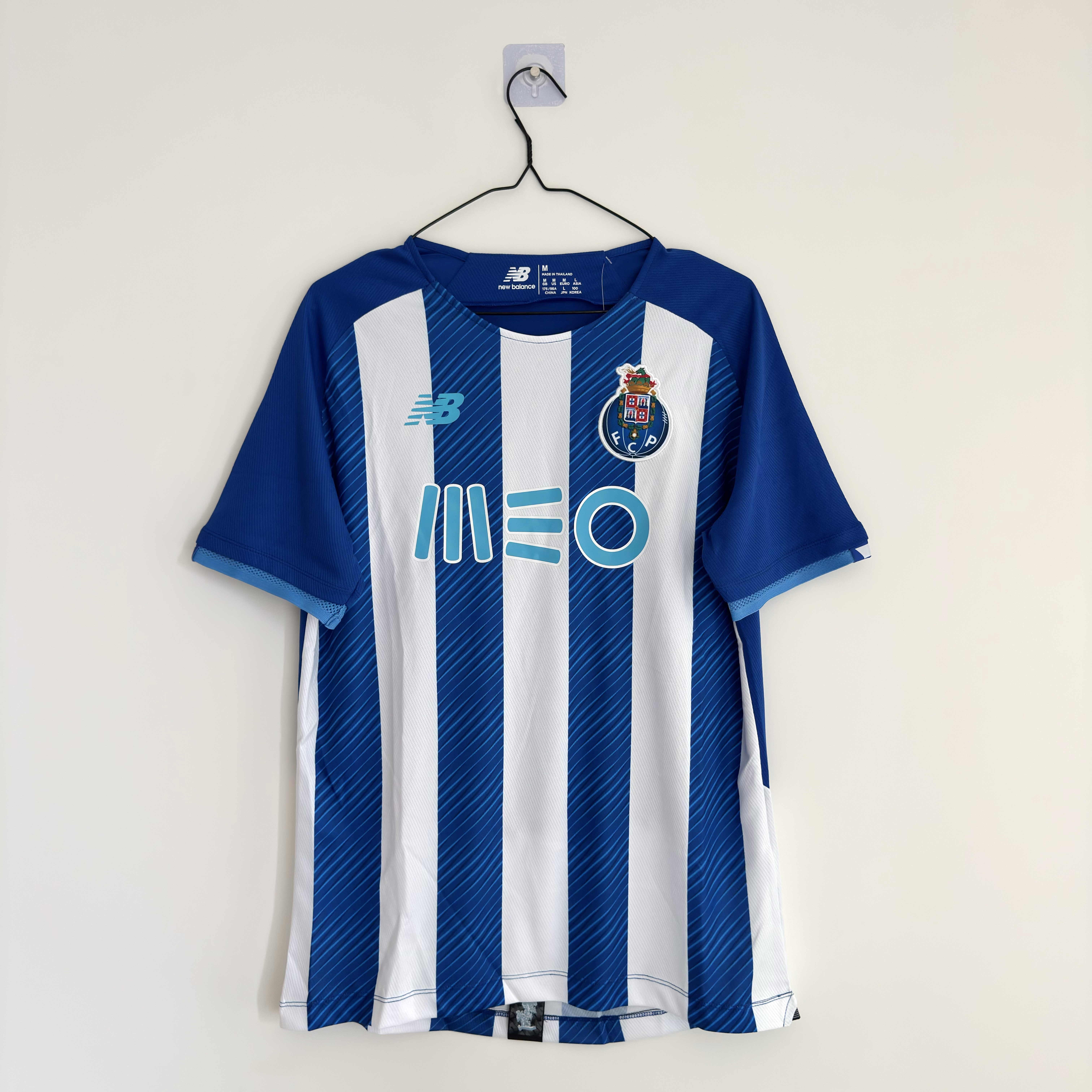 Camisola principal FC Porto 2021/2022 Versão adepto 1
