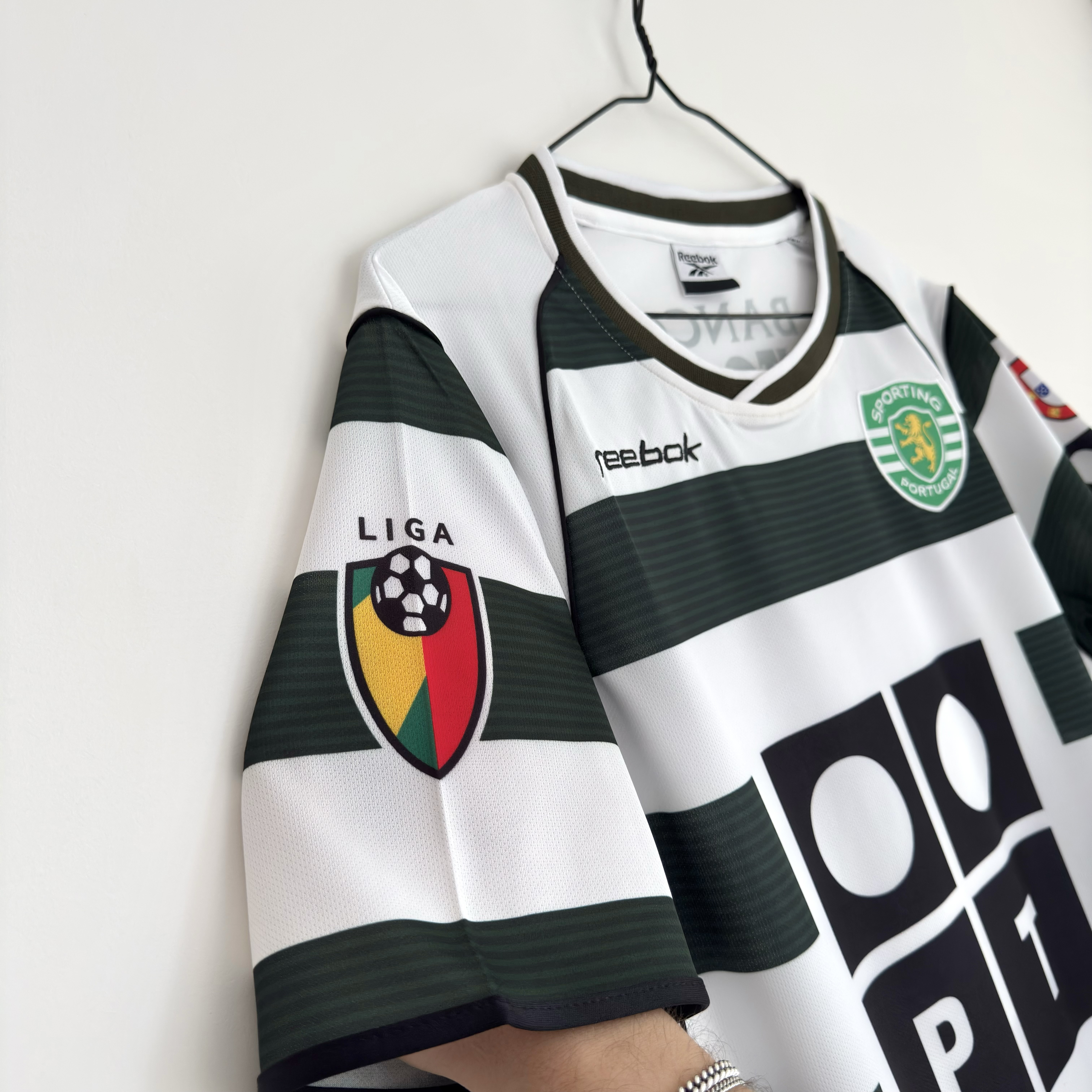 Camisola principal Sporting CP 2002/2003 Versão adepto  - Tamanho S 6