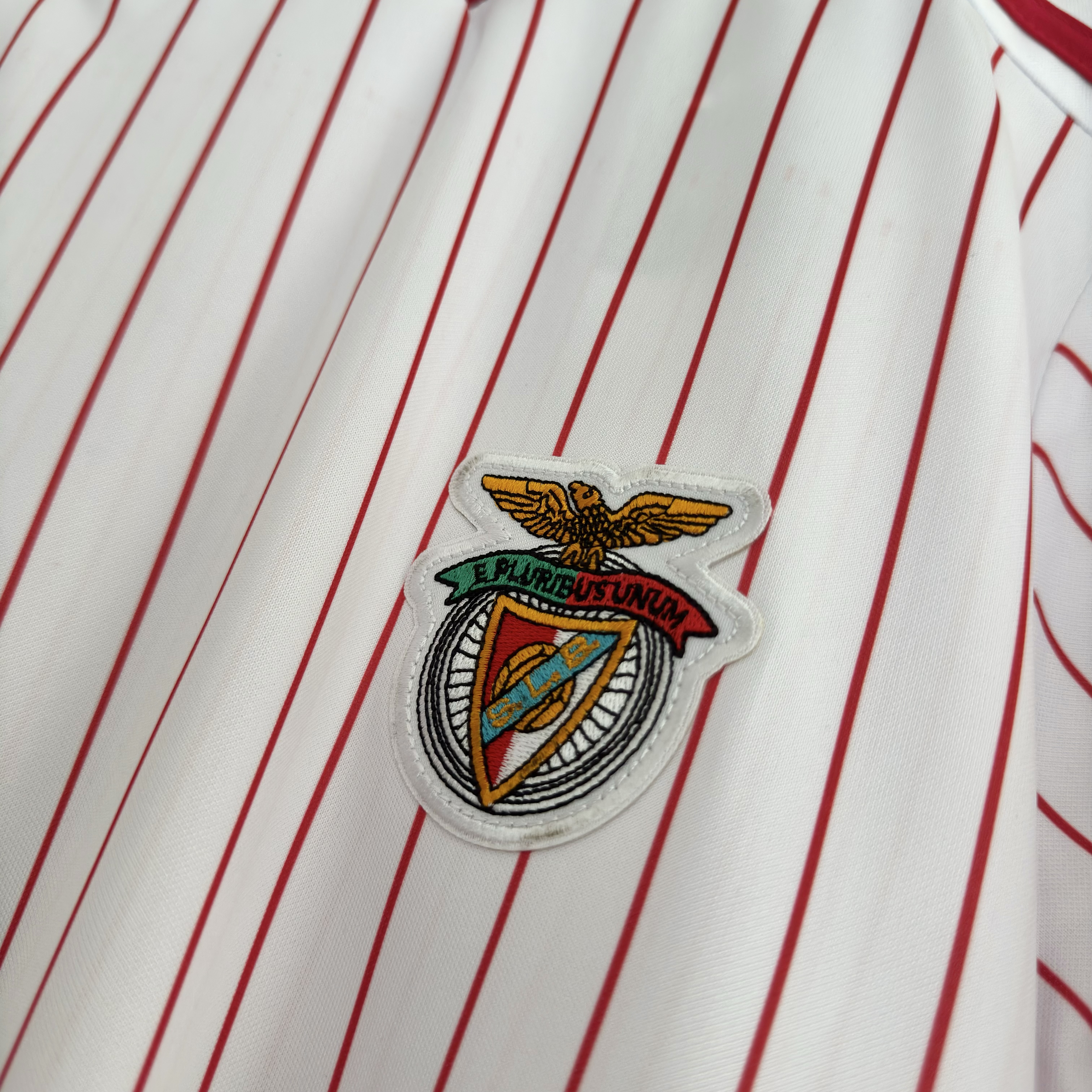 Camisola SL Benfica Adidas Originals - Versão adepto - Tamanho M 3