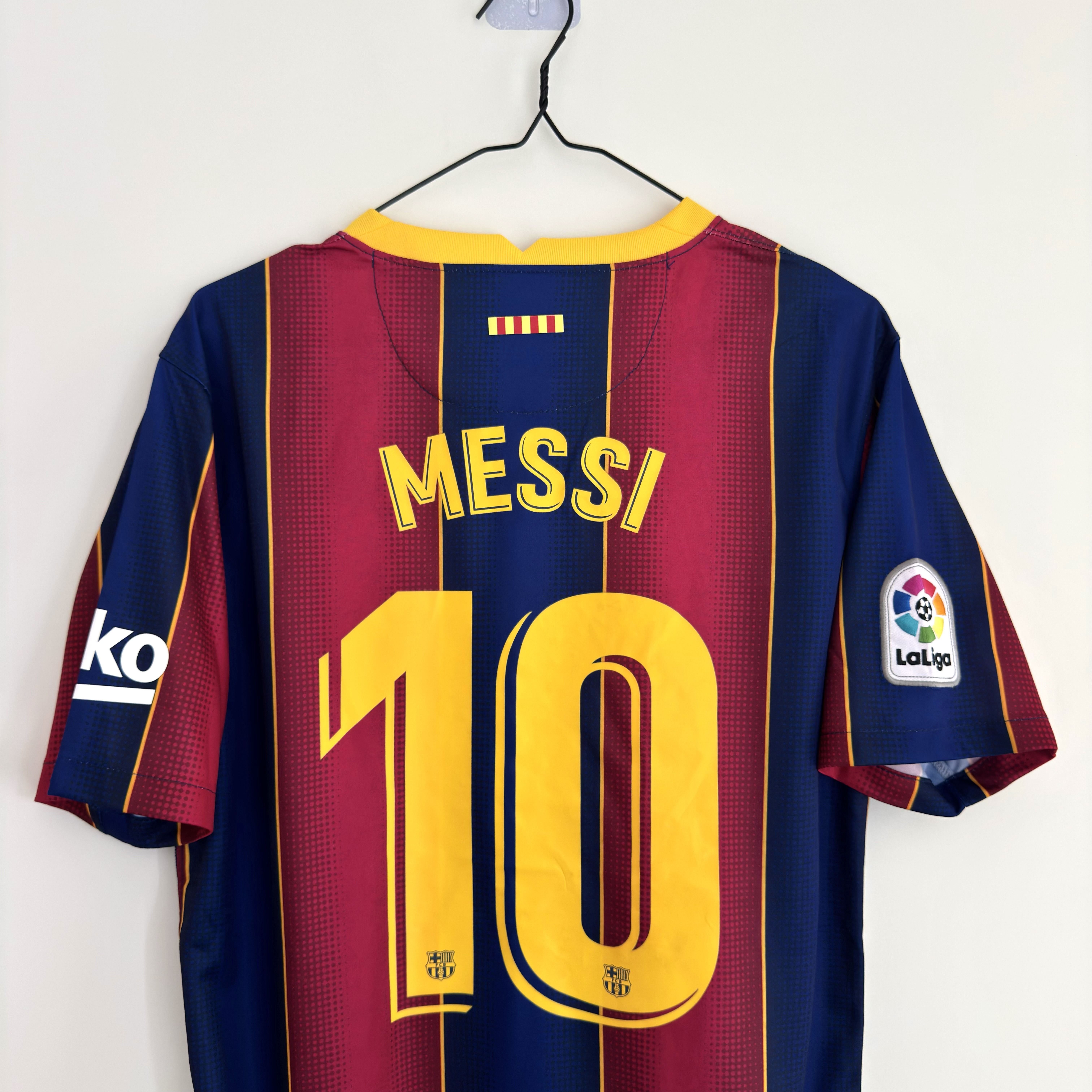 Camisola principal Barcelona 2020/2021 - Messi 10 - Versão adepto - Tamanho M 3