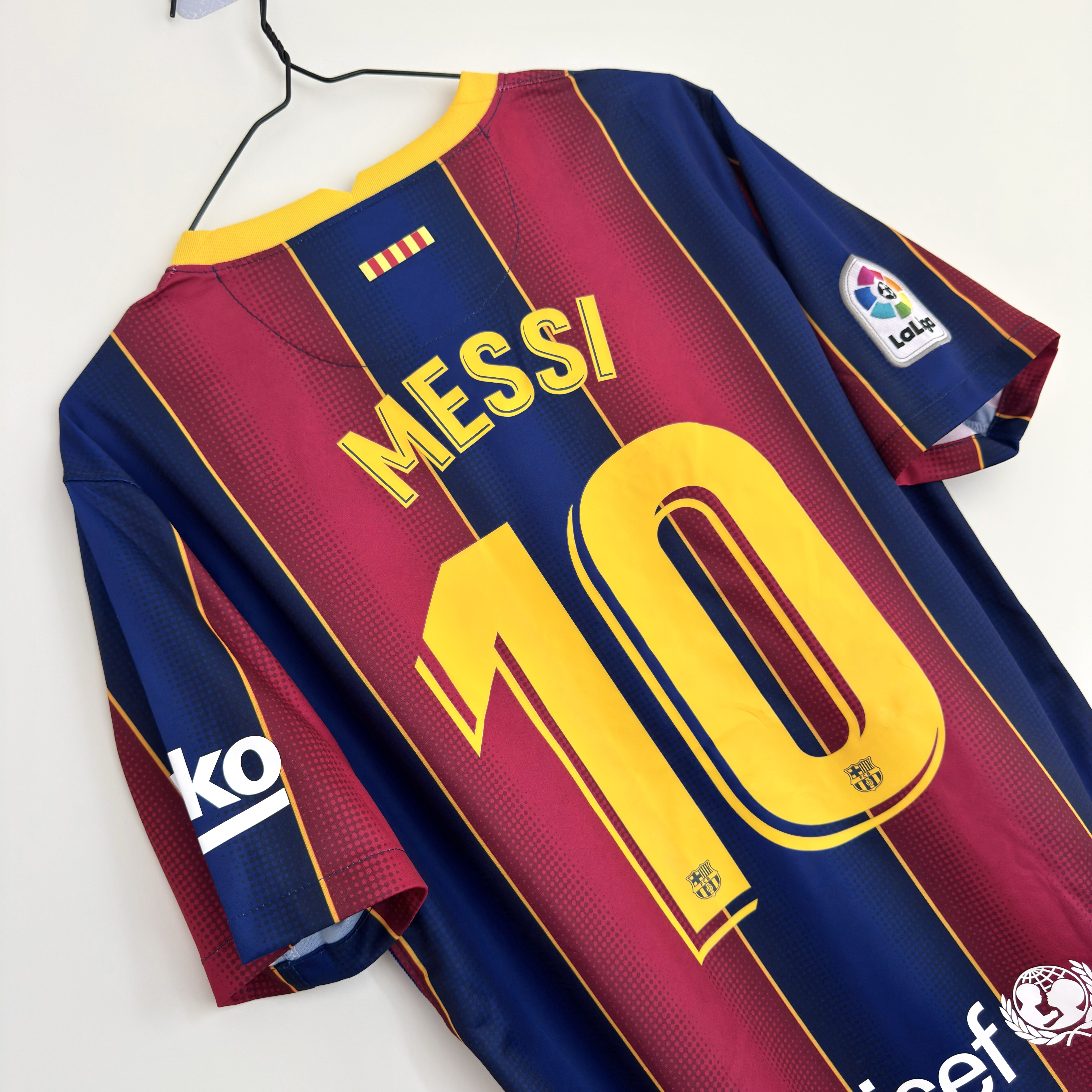 Camisola principal Barcelona 2020/2021 - Messi 10 - Versão adepto - Tamanho M 5