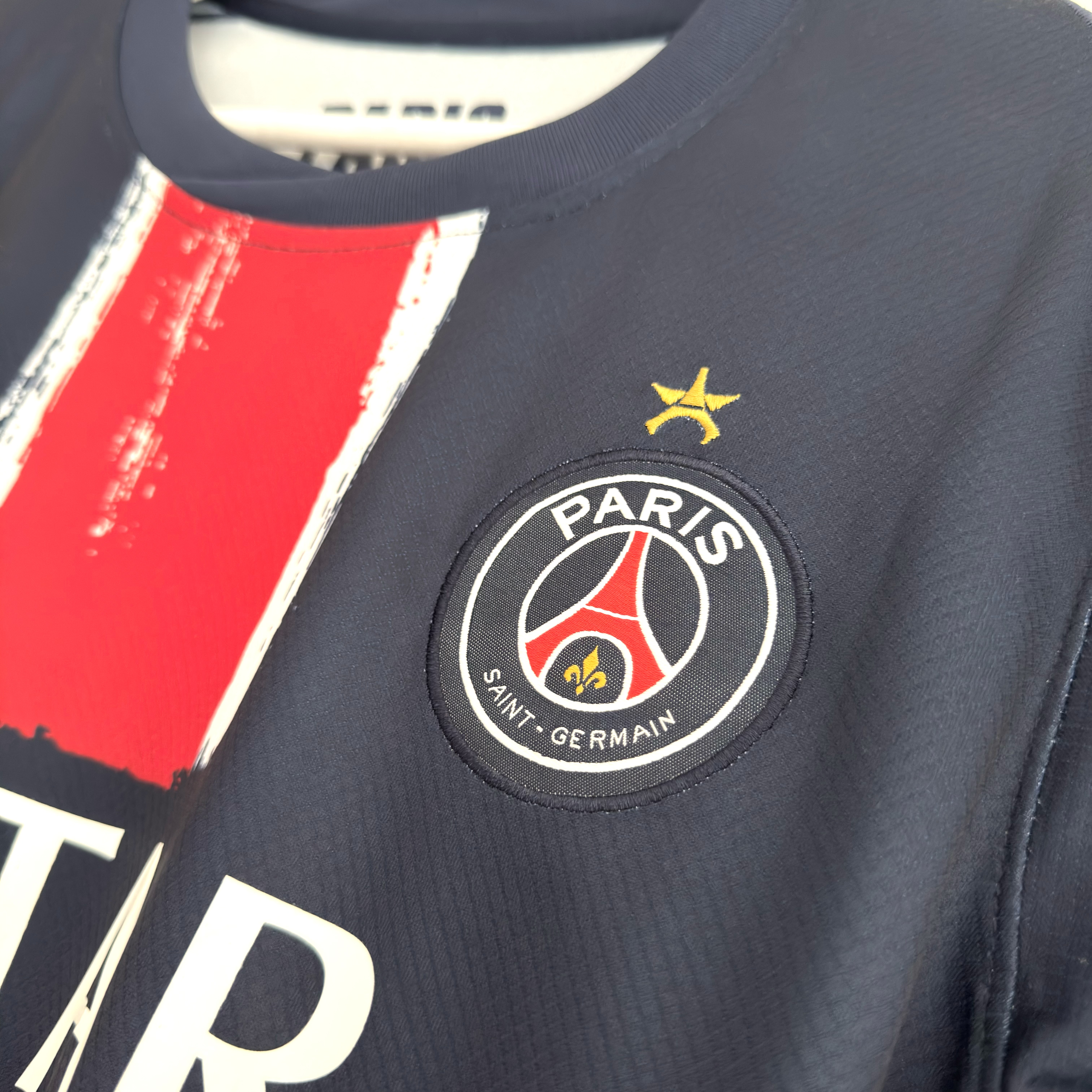 Camisola principal PSG Campeões da Europa 2024/2025 Versão adepto - Tamanho M 5
