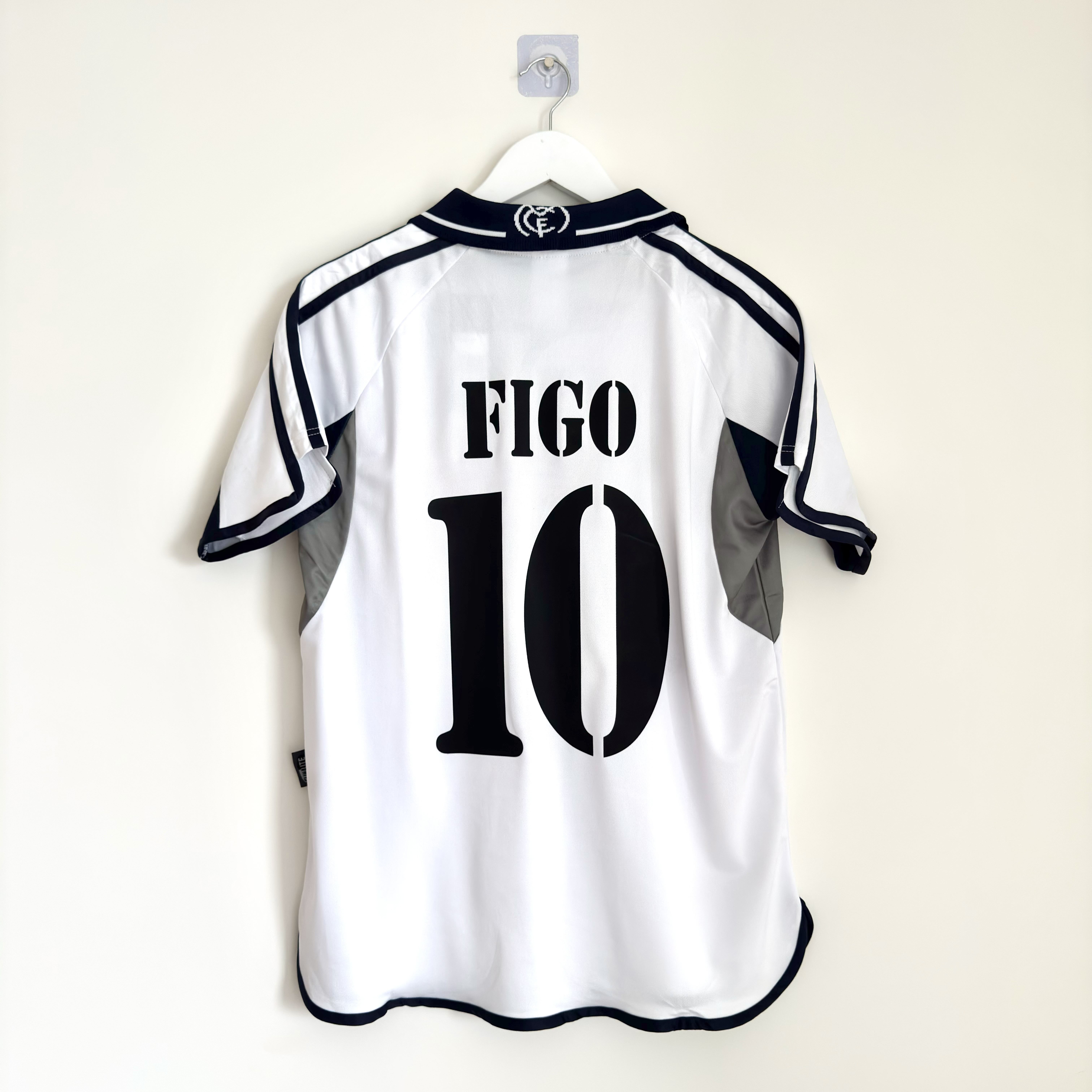 Camisola principal Real Madrid 2000/2001 - Figo 10 - Versão adepto - Tamanho M 1