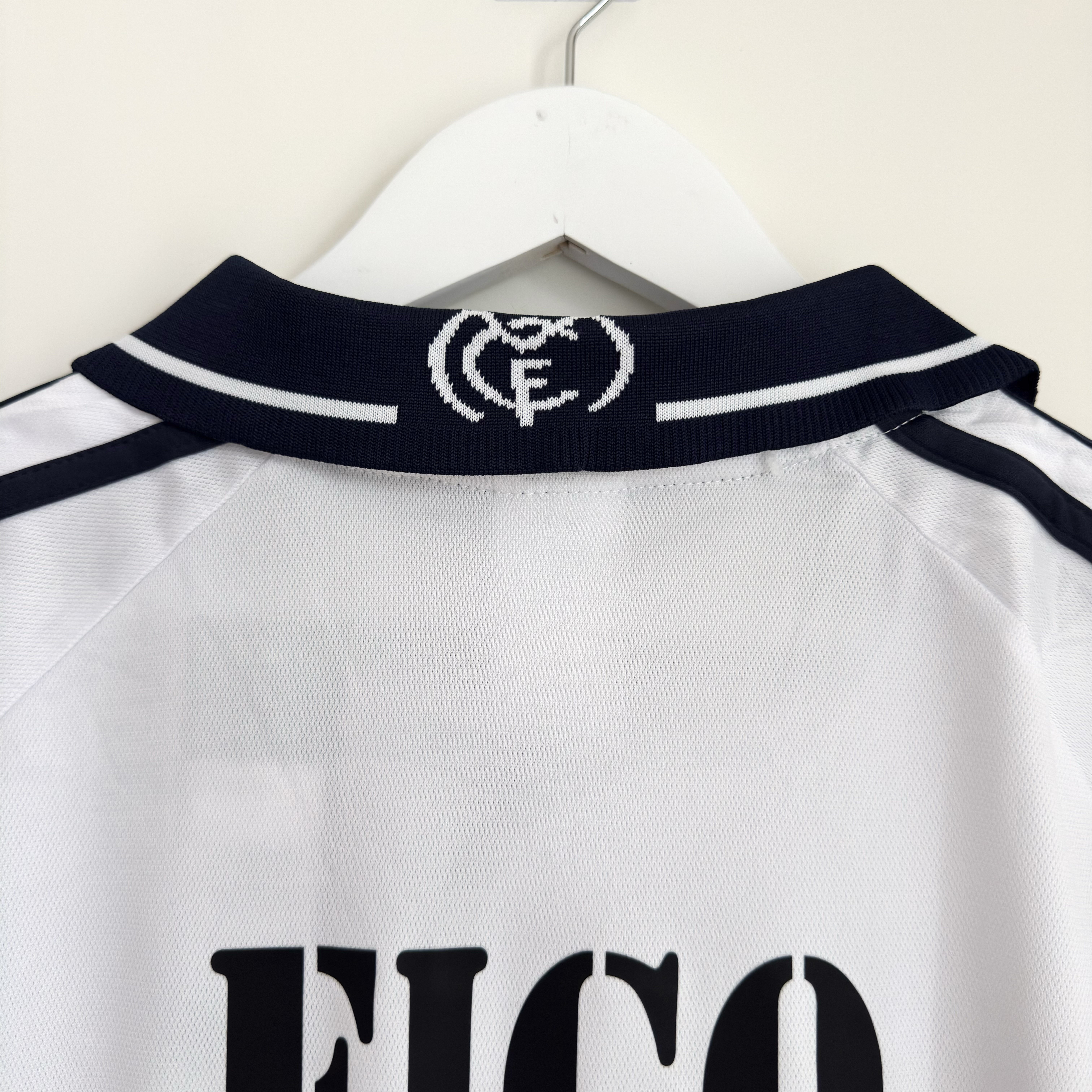 Camisola principal Real Madrid 2000/2001 - Figo 10 - Versão adepto - Tamanho M 4