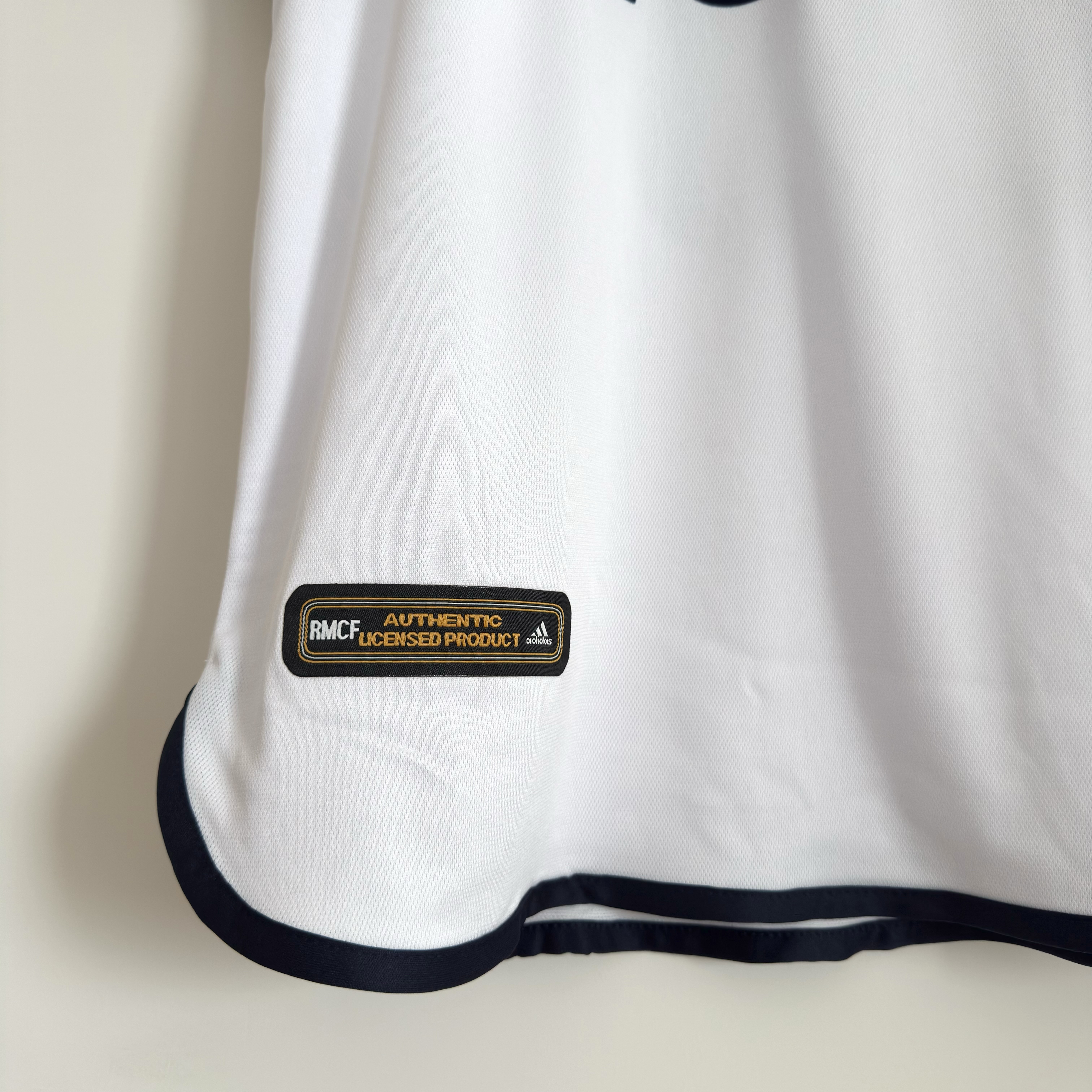 Camisola principal Real Madrid 2000/2001 - Figo 10 - Versão adepto - Tamanho M 8