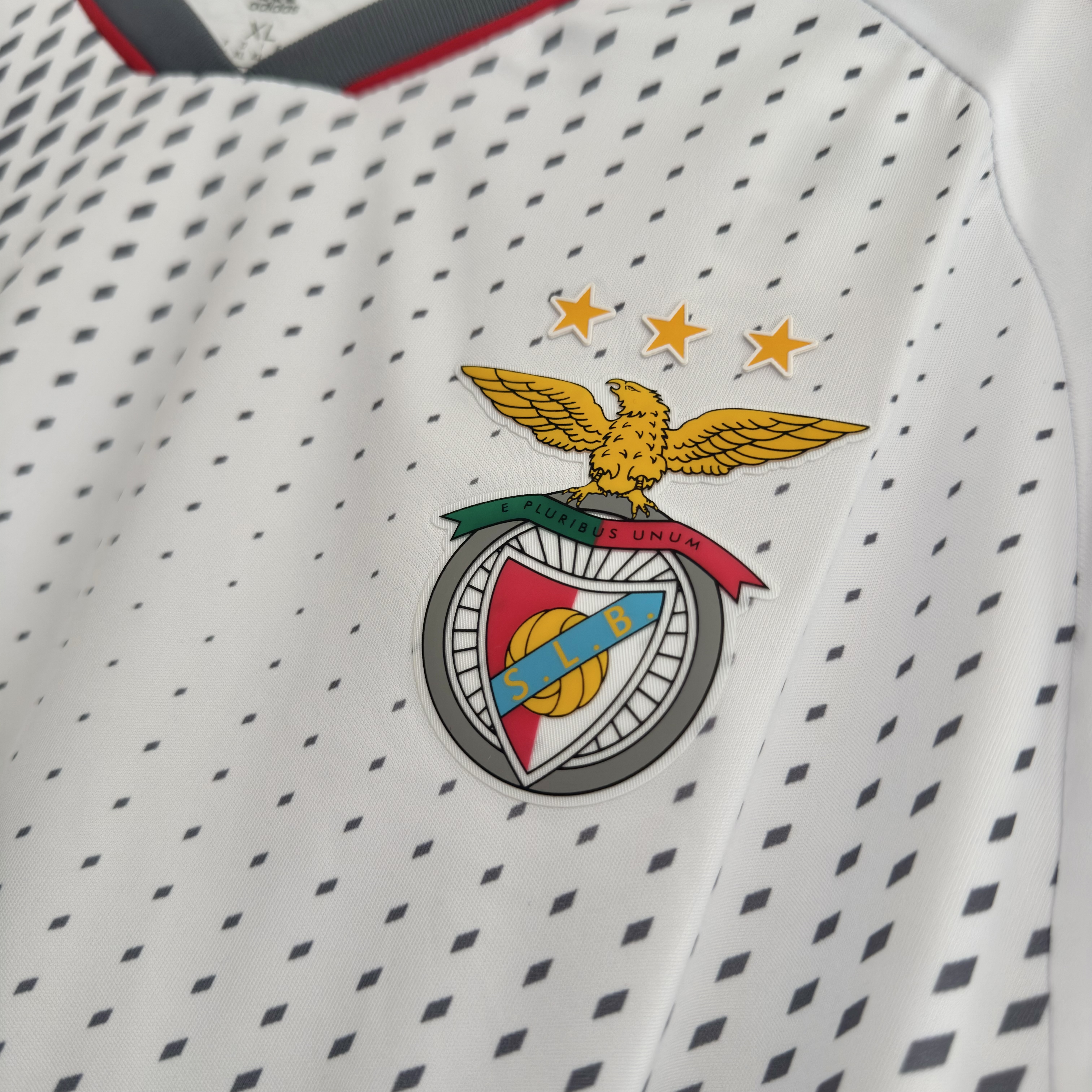 3ª Camisola SL Benfica 2022/2023 Versão adepto - Tamanho XL 3