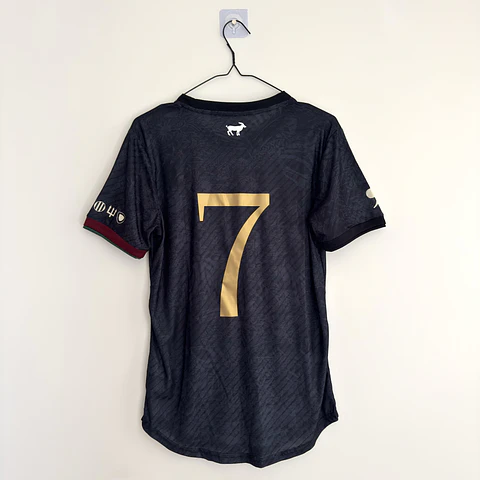 Camisola Portugal GOAT - Edição Especial CR7 - Versão jogador - Tamanho S