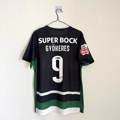 Camisola principal Sporting CP 2024/2025 - Gyökeres 9 - Versão adepto - Tamanho M