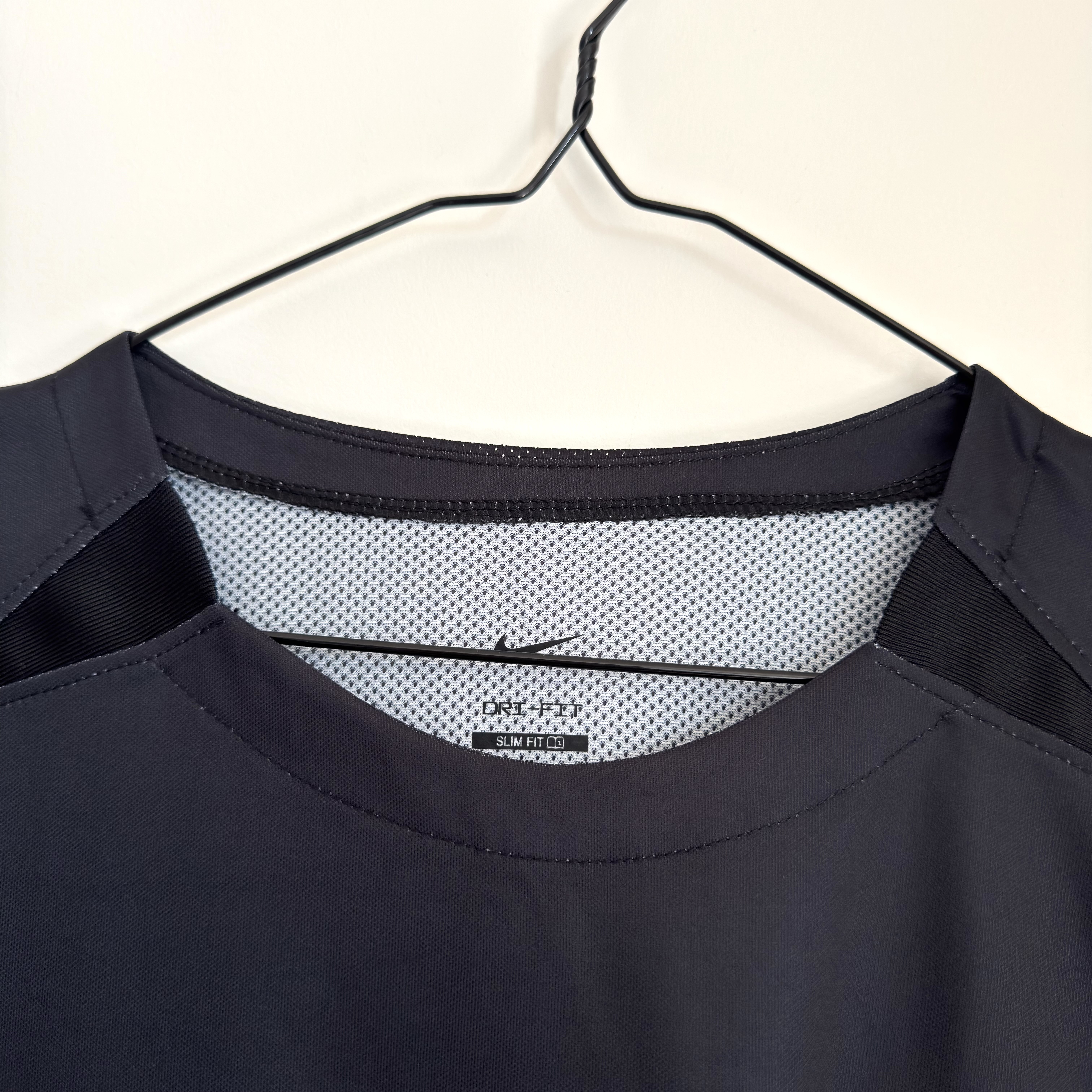 Camisola principal Sporting CP 2024/2025 - Gyökeres 9 - Versão adepto - Tamanho M 9