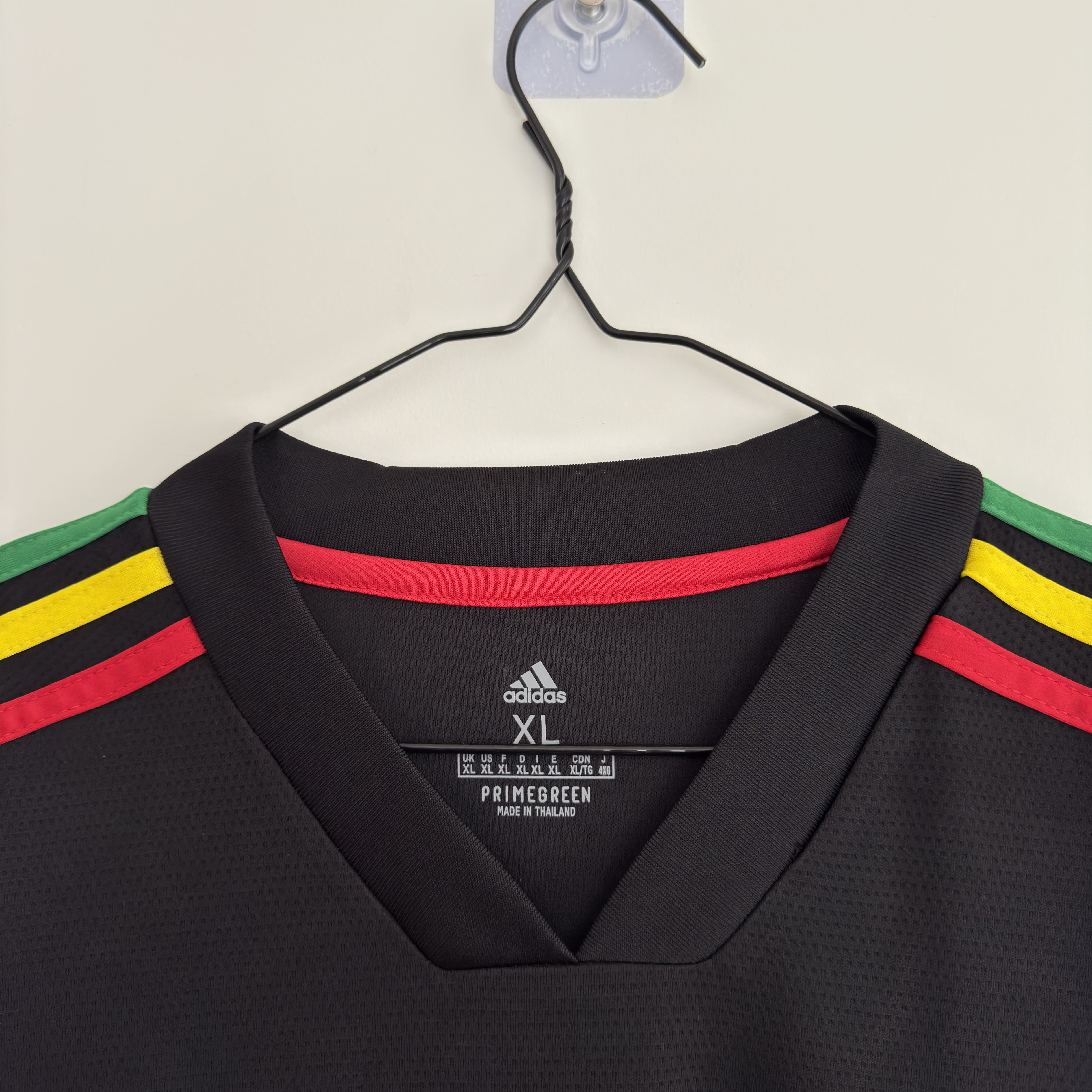 3ª Camisola Ajax 2021/2022 Three Little Birds - Versão adepto - Tamanho XL 4