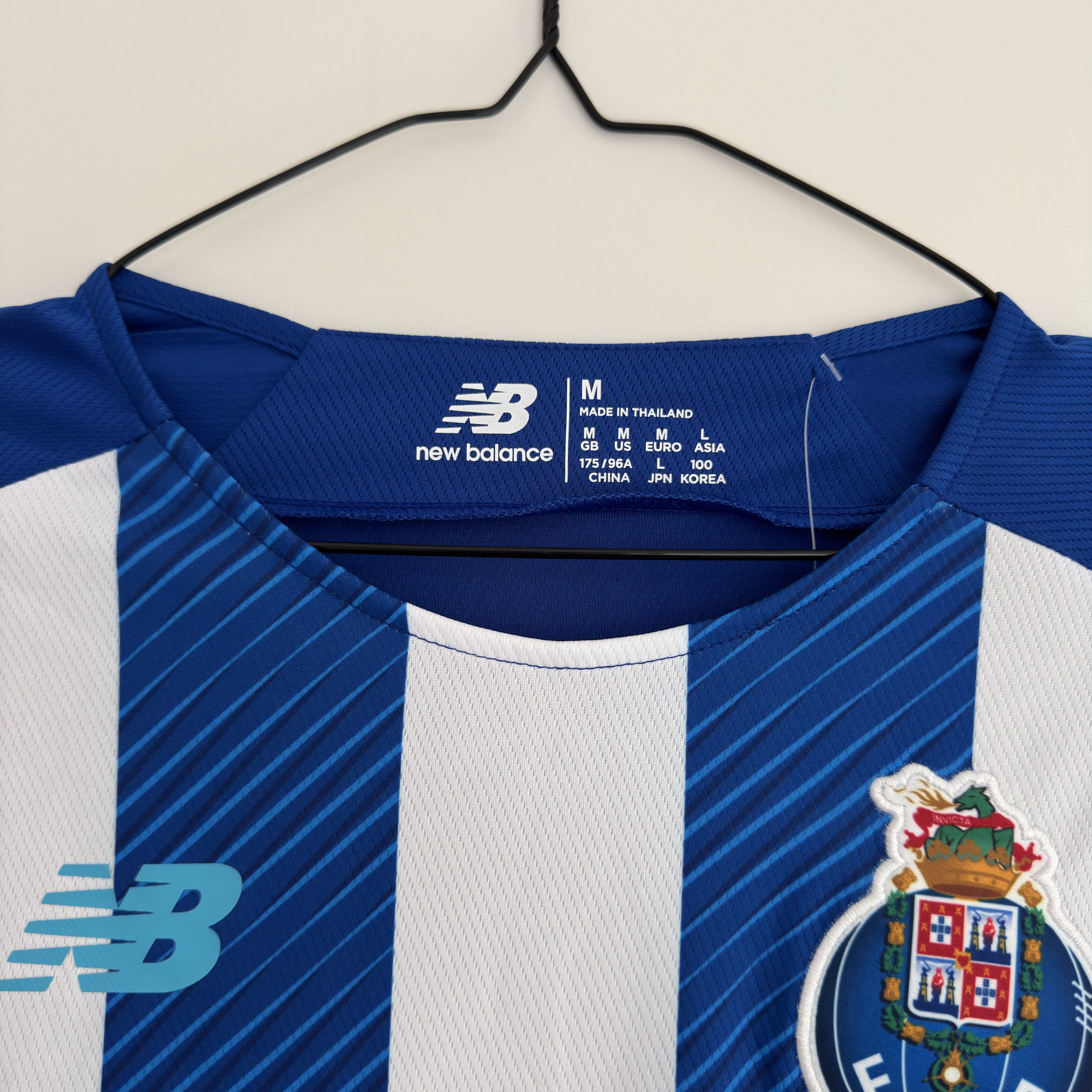 Camisola principal FC Porto 2021/2022 Versão adepto 5