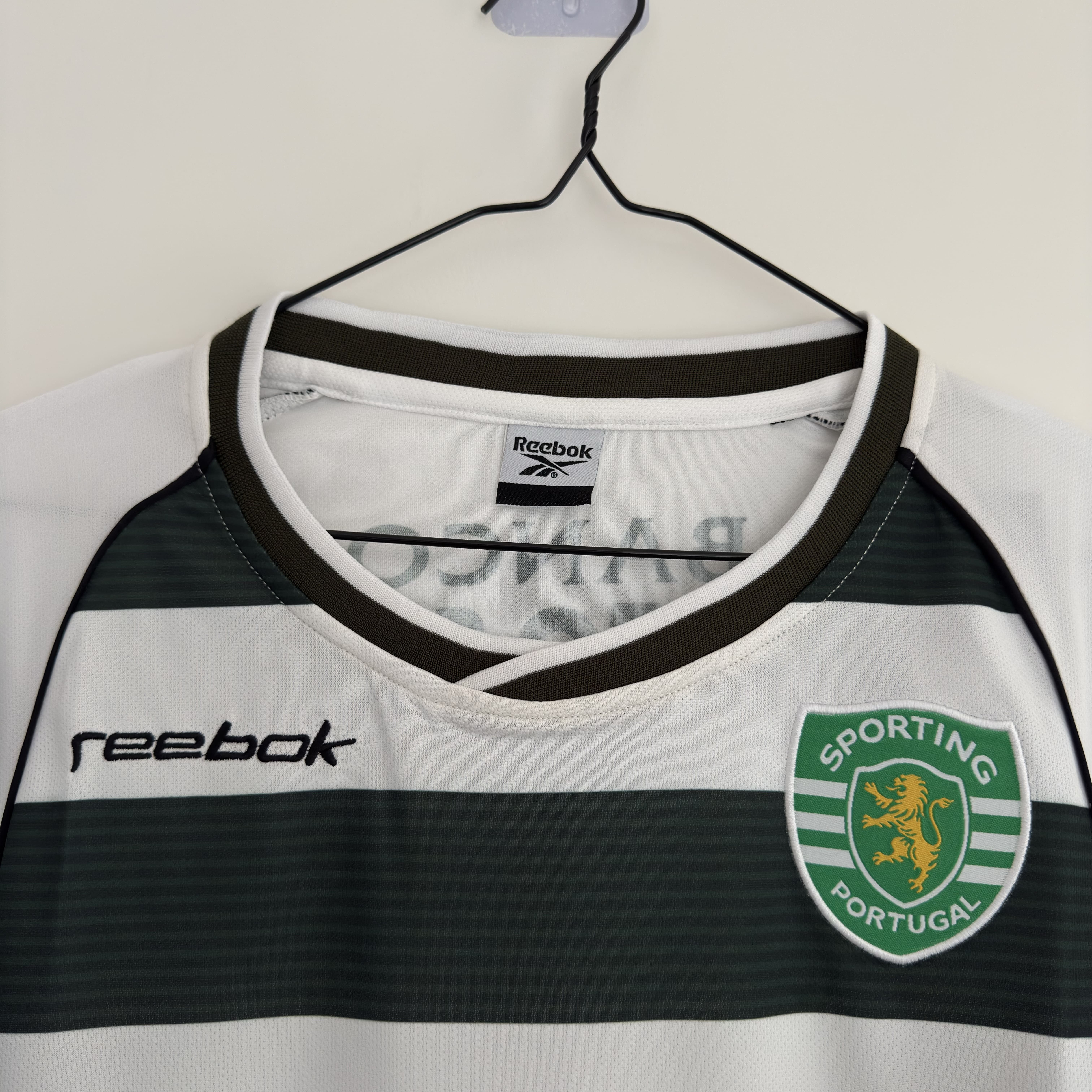 Camisola principal Sporting CP 2002/2003 Versão adepto  - Tamanho S 6