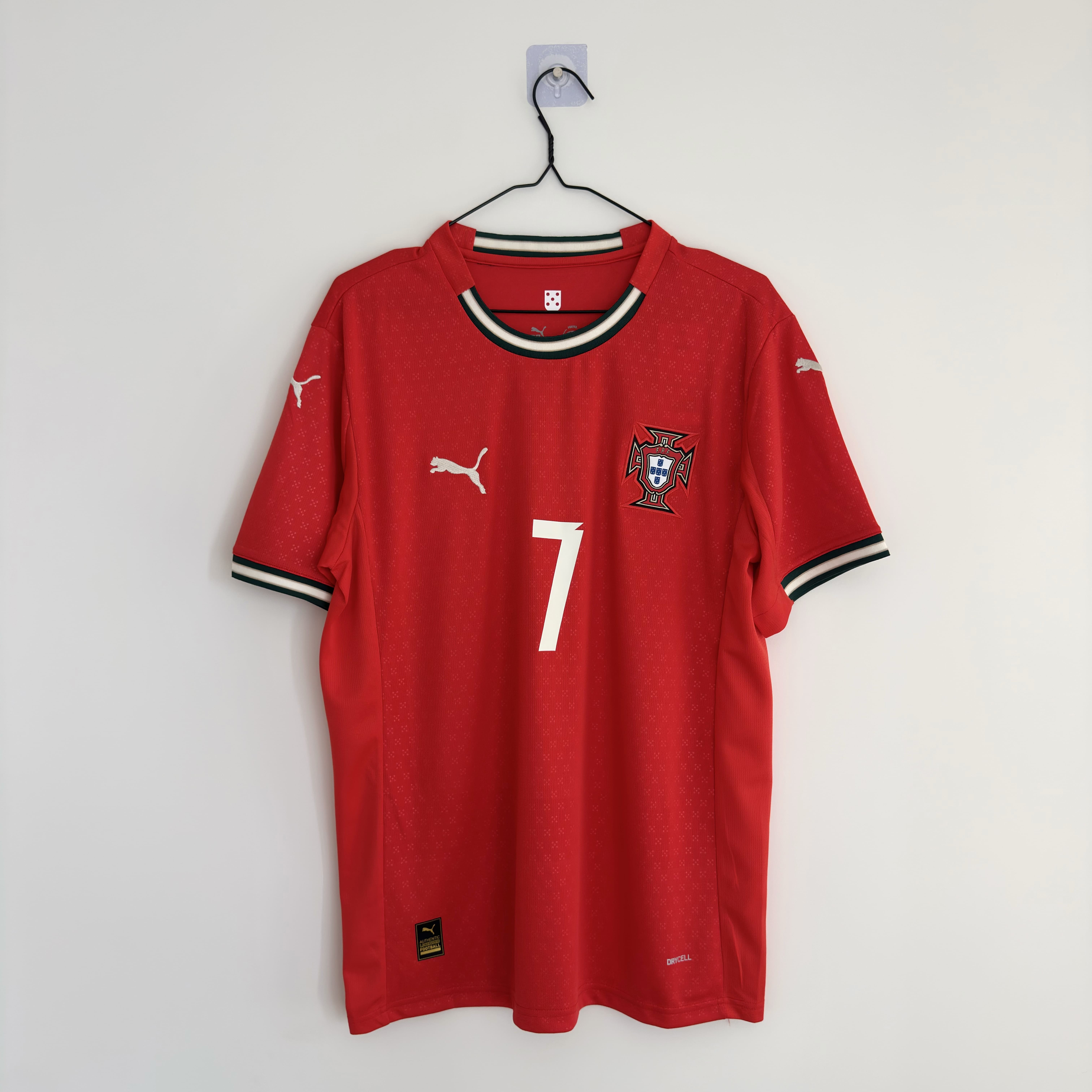 Camisola principal Portugal 2025 - Ronaldo 7 - Versão adepto 2