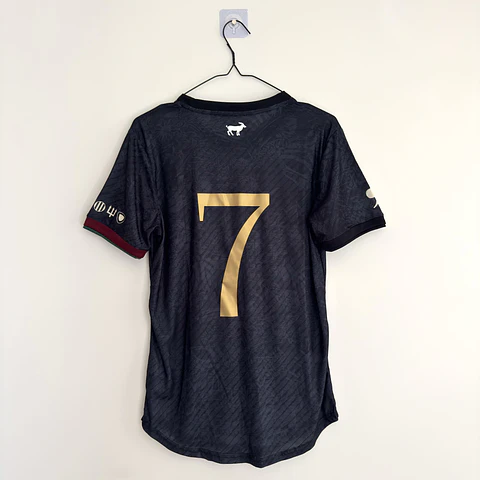 Camisola Portugal GOAT - Edição Especial CR7 - Versão jogador - Tamanho S