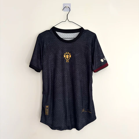 Camisola Portugal GOAT - Edição Especial CR7 - Versão jogador - Tamanho S