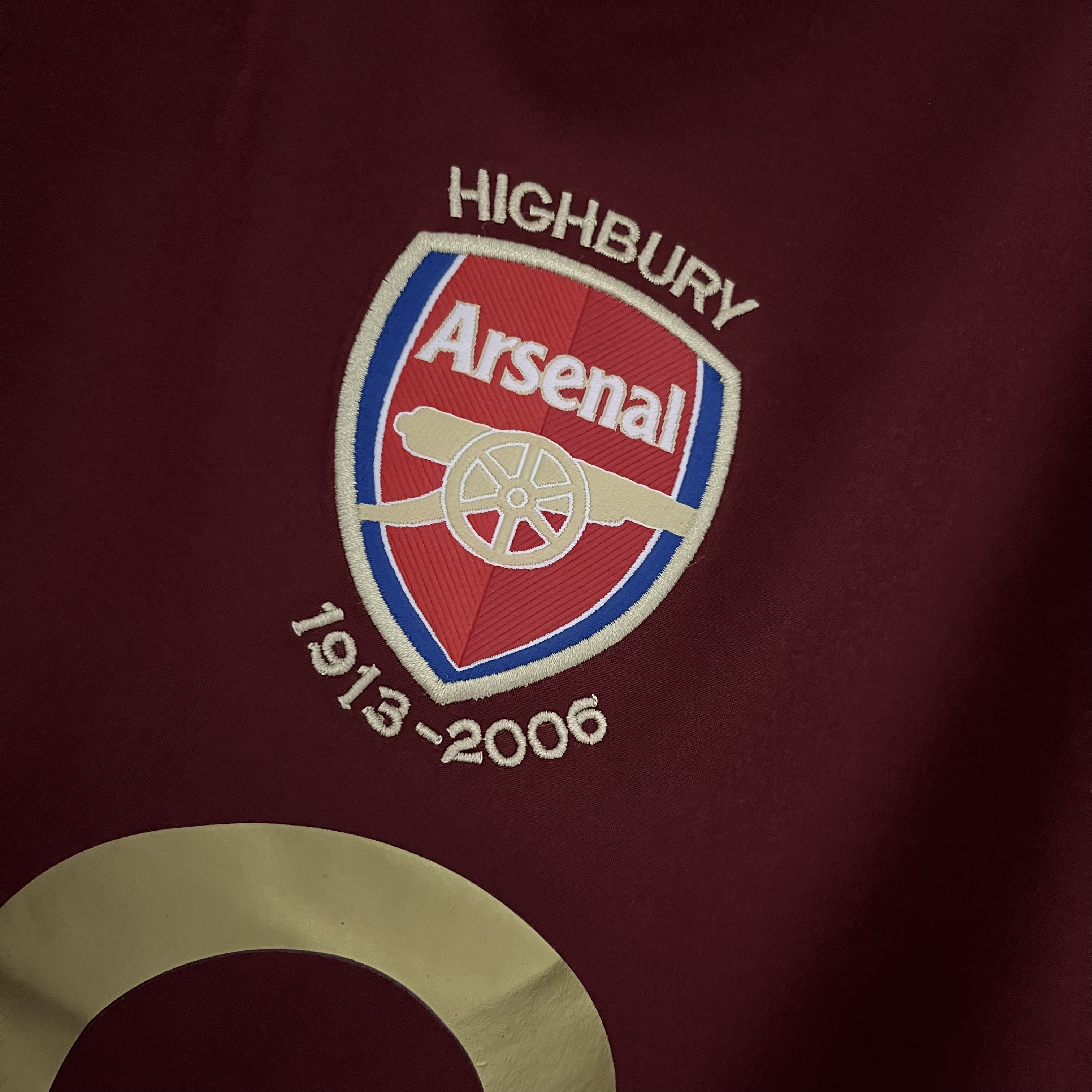 Camisola principal Arsenal 2005/2006 - Henry 14 - Versão adepto 5