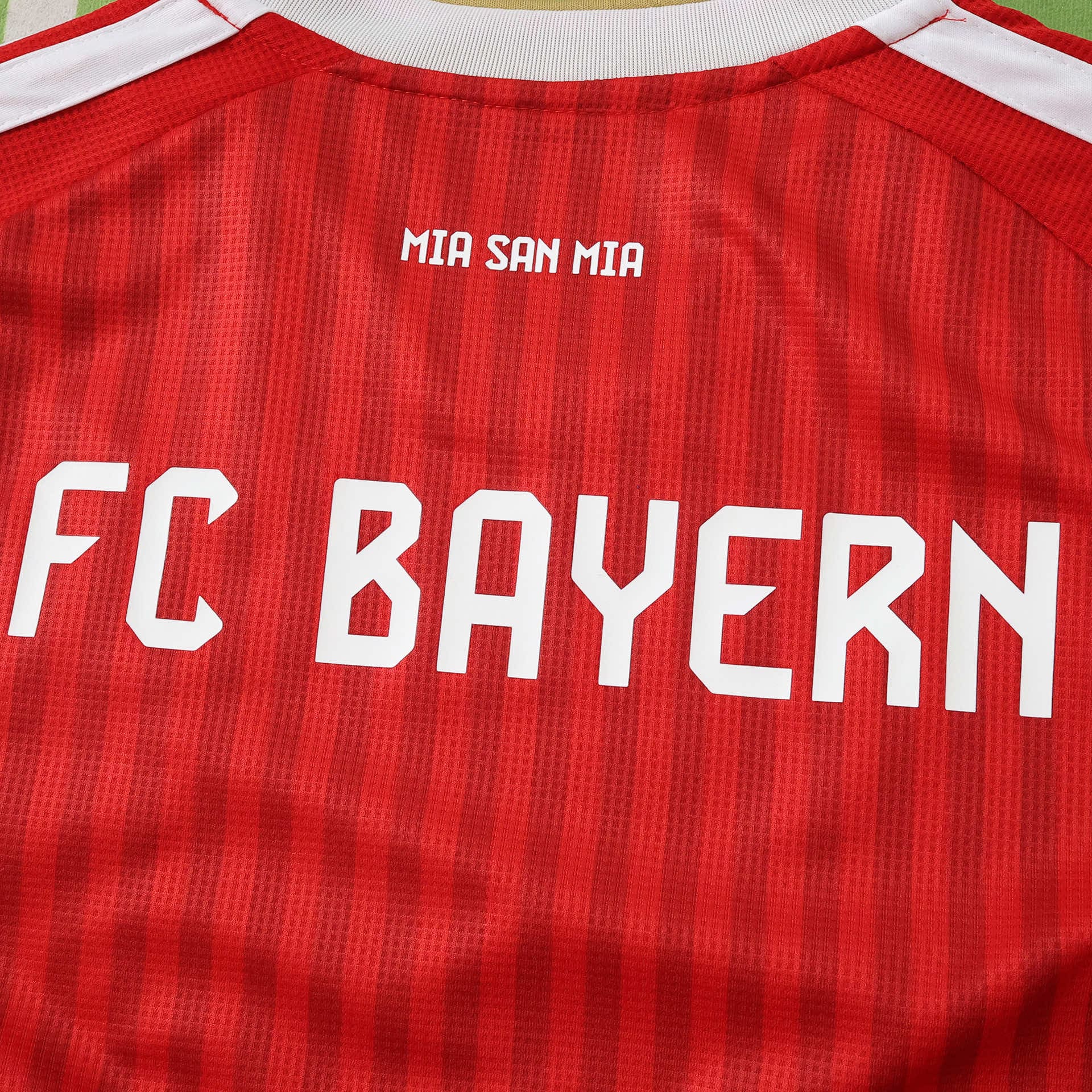 Camisola Principal Bayern Munique 26/27 - Versão adepto 12