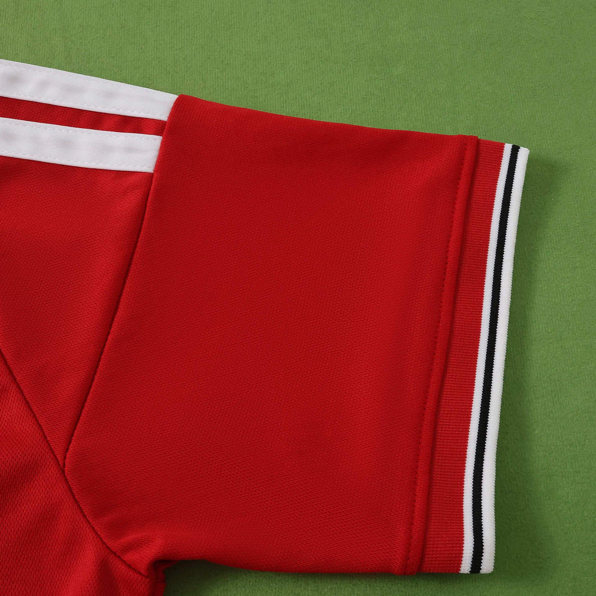 Camisola principal Manchester United 26/27 - Versão Adepto 8