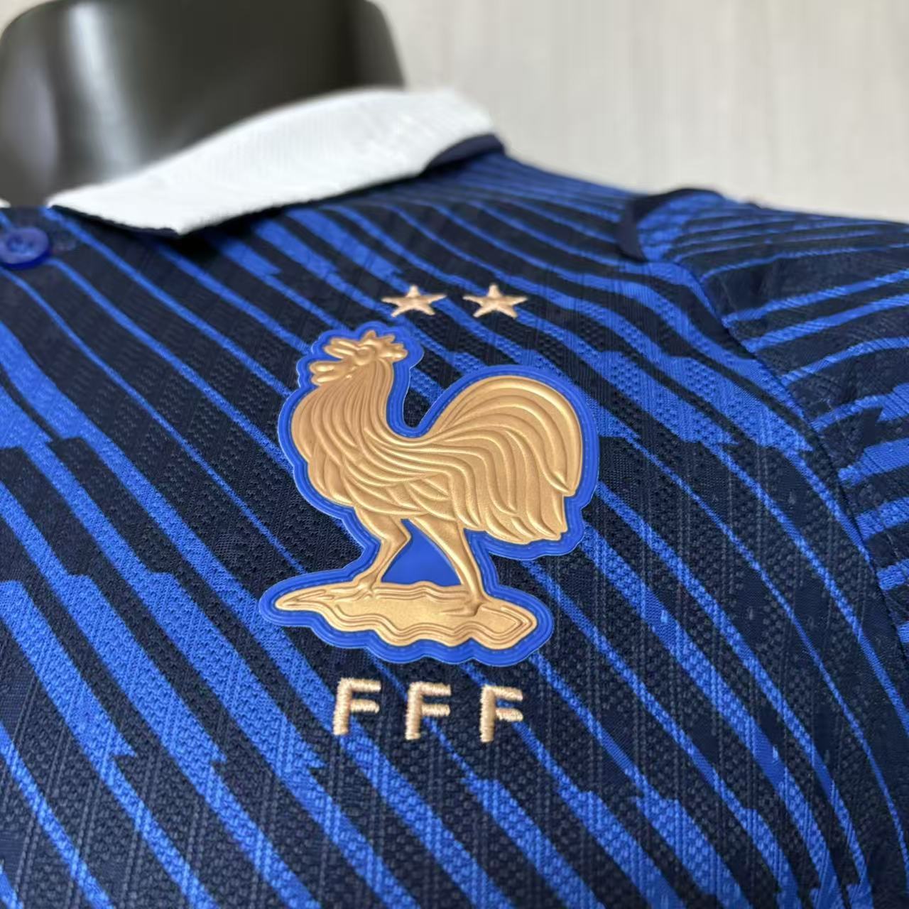 Camisola principal França Mundial 2026 - Versão jogador 3