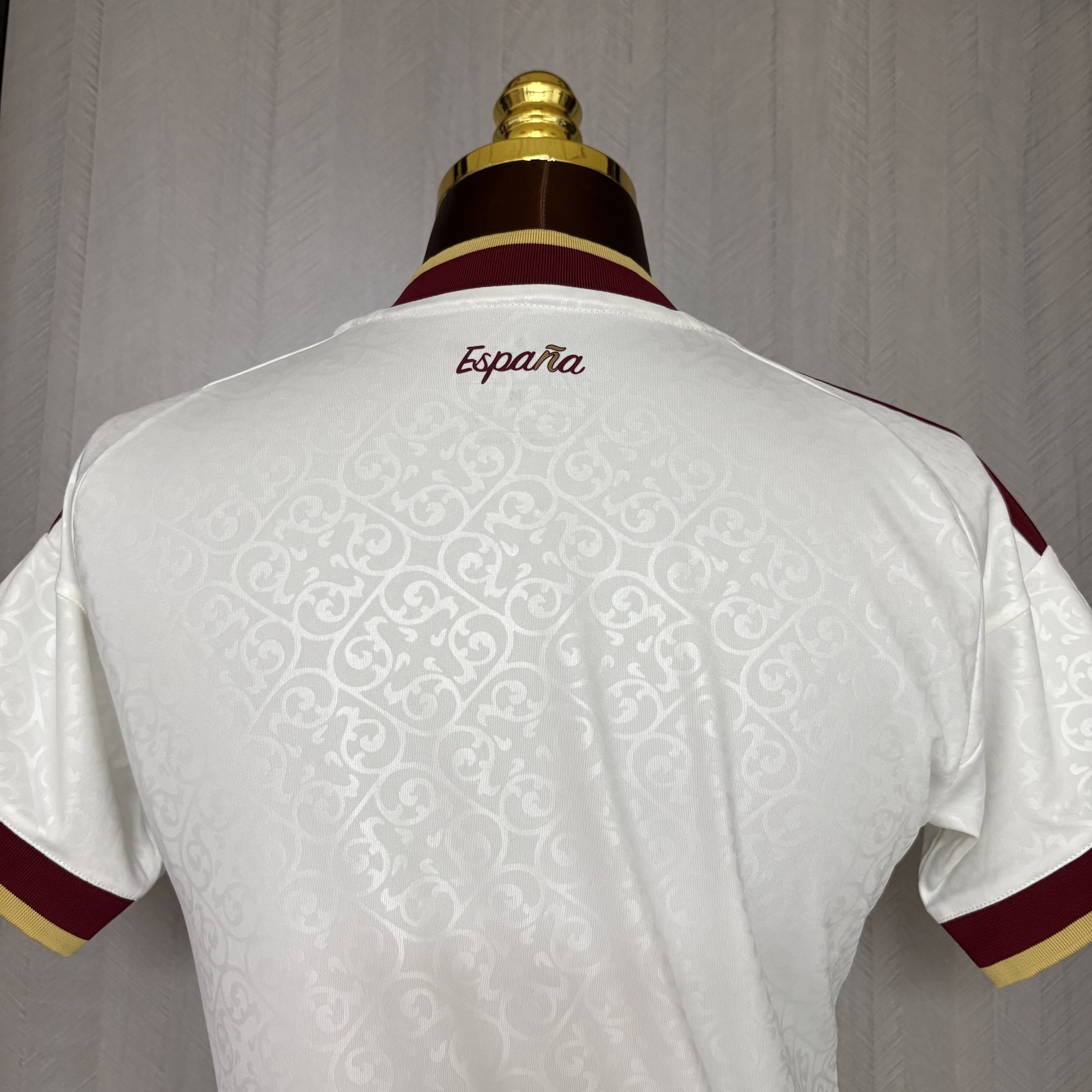 Camisola alternativa Espanha Mundial 2026 - Versão feminina 8