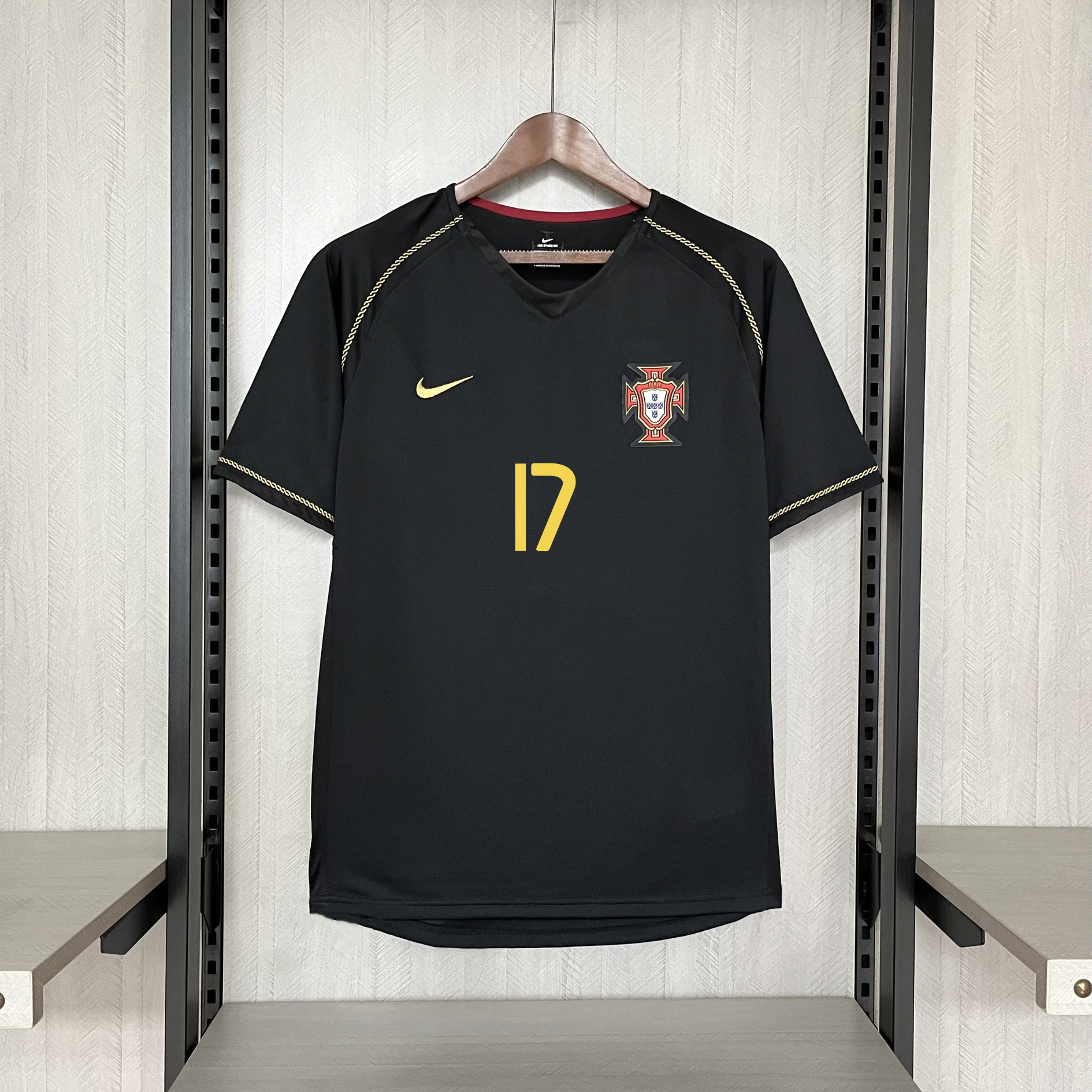 Camisola alternativa Portugal 2006 - C.Ronaldo 17 - Versão adepto 3