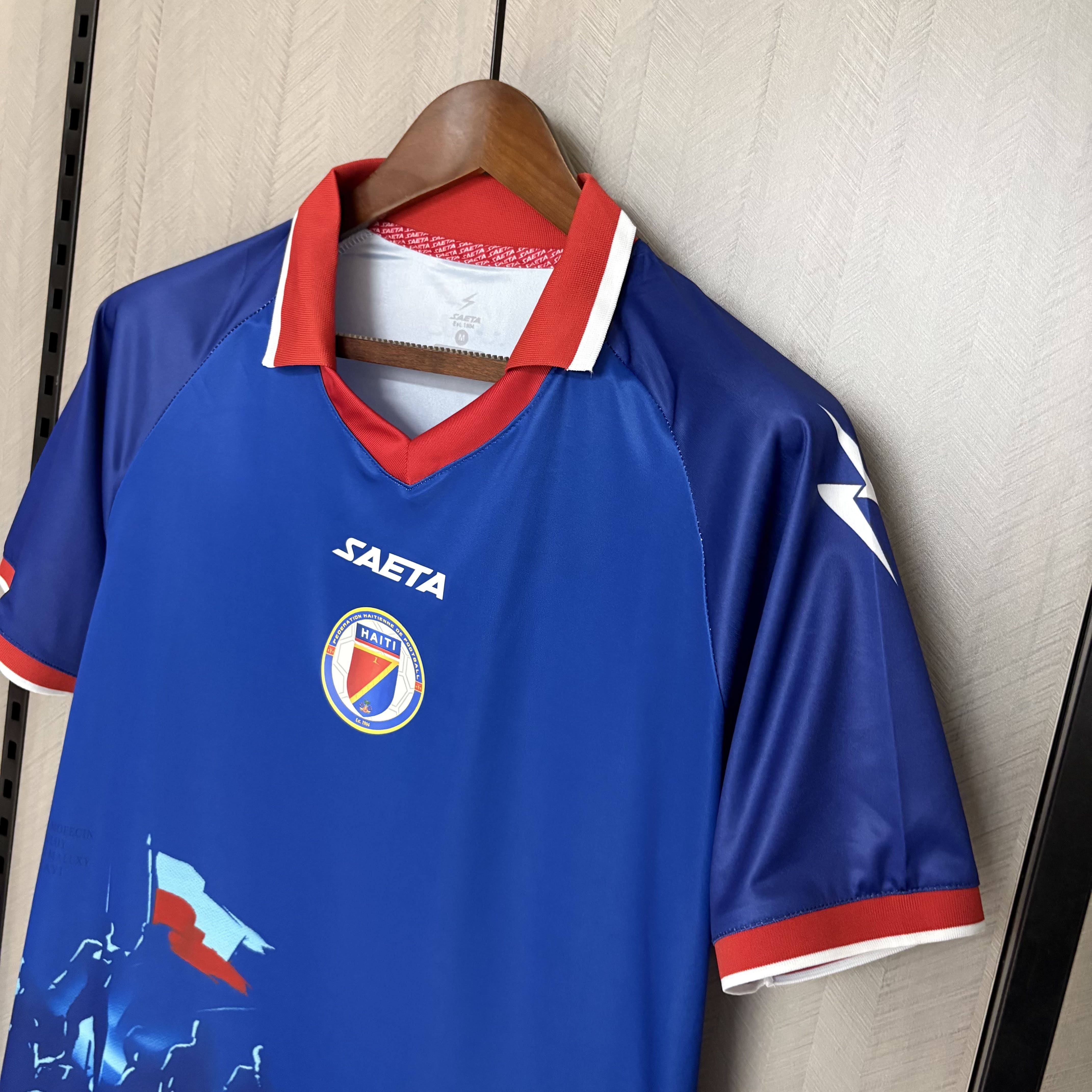 Camisola Principal Haiti Mundial 2026 - Versão adepto 5