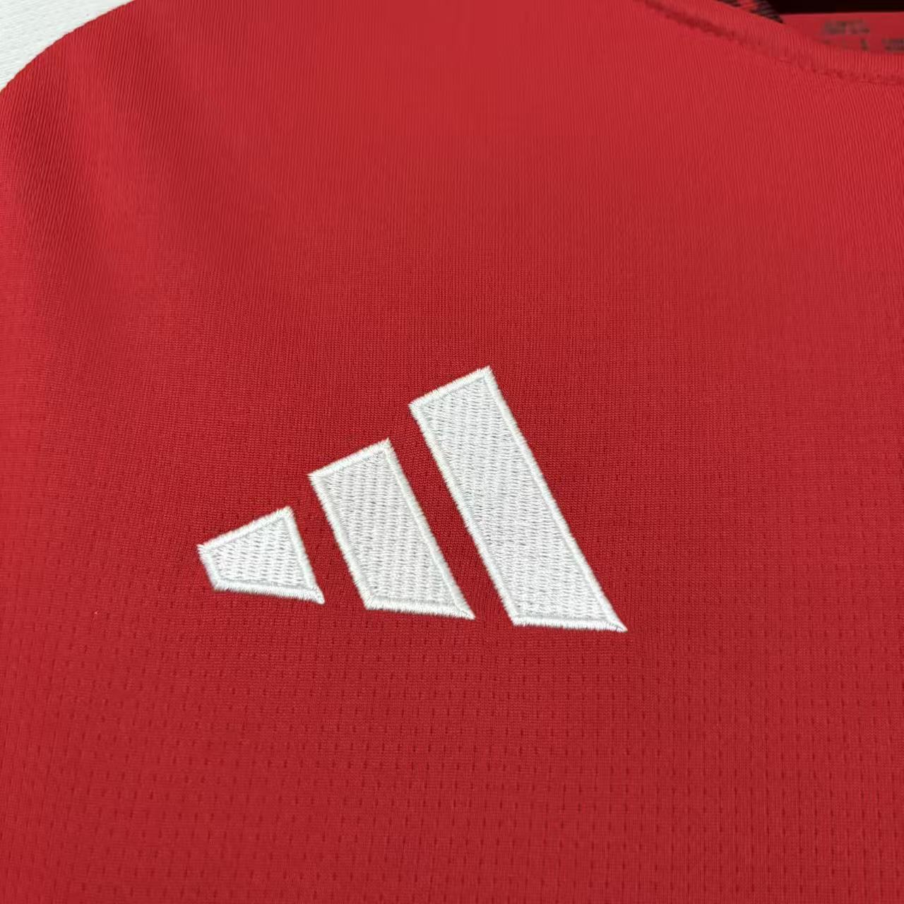 Camisola Principal Arsenal 26/27 - Versão Adepto 5
