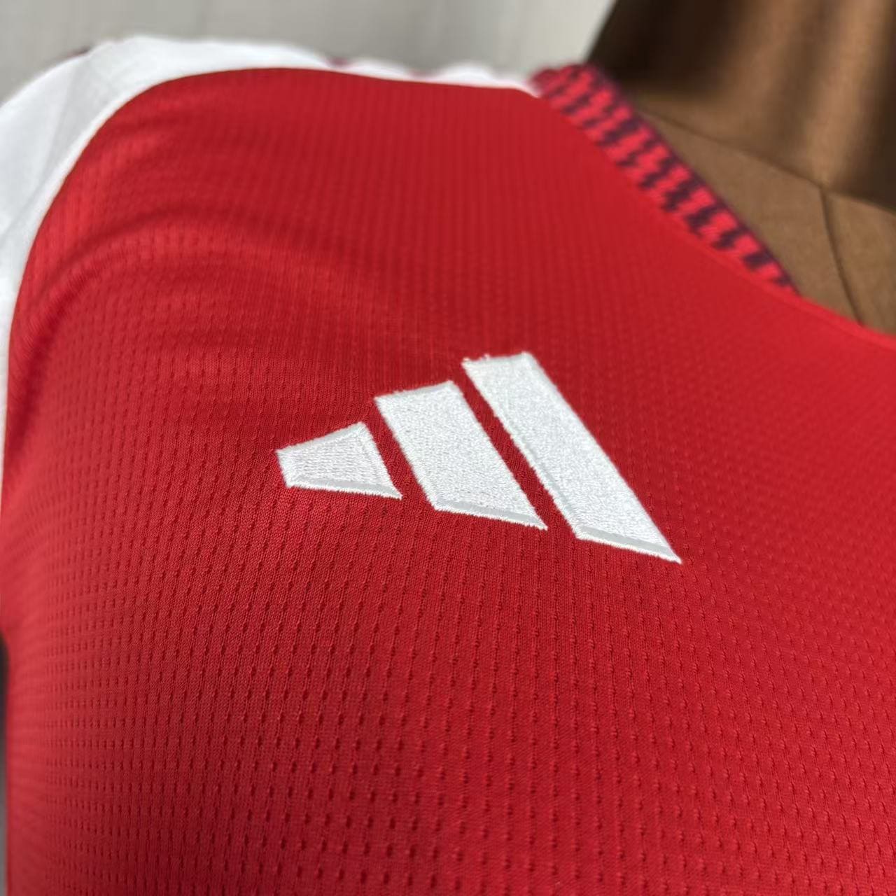 Camisola Principal Arsenal 26/27 - Versão feminina 5