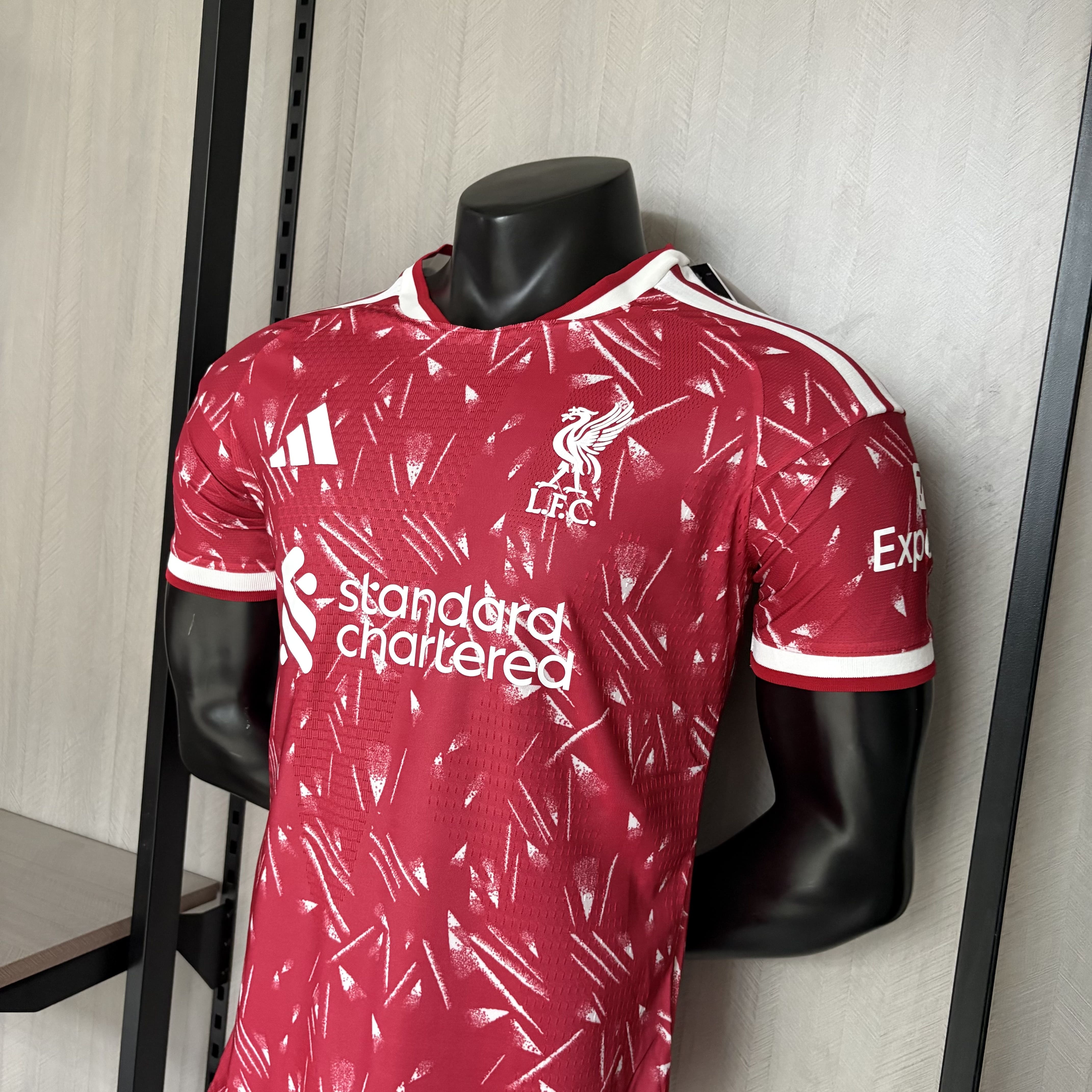 Camisola principal Liverpool 26/27 - Versão jogador 7