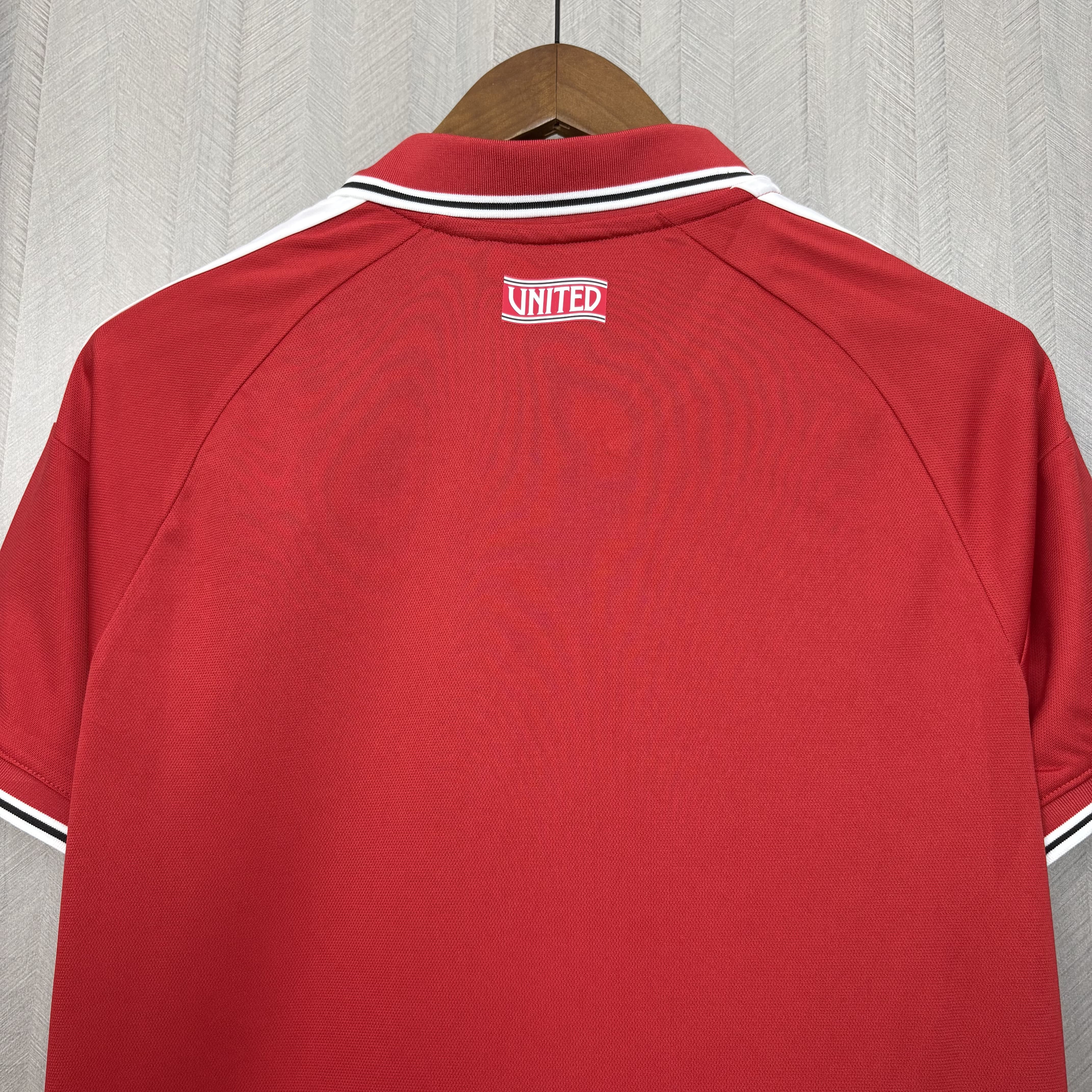 Camisola principal Manchester United 26/27 - Versão Adepto 9