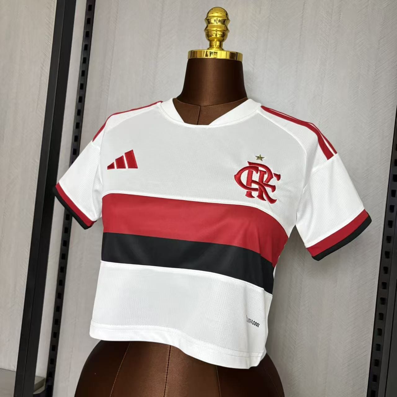Camisola alternativa Flamengo 2026/2027 - Versão feminina Modelo curto 5