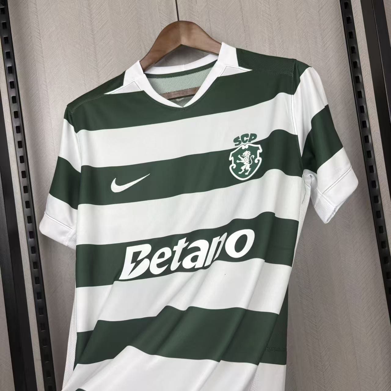 Camisola principal Sporting CP 26/27 - Versão adepto 6