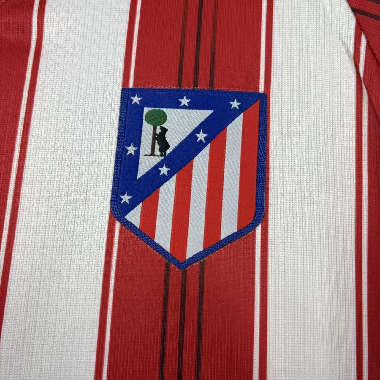 Camisola principal Atlético de Madrid 26/27 Versão adepto 4