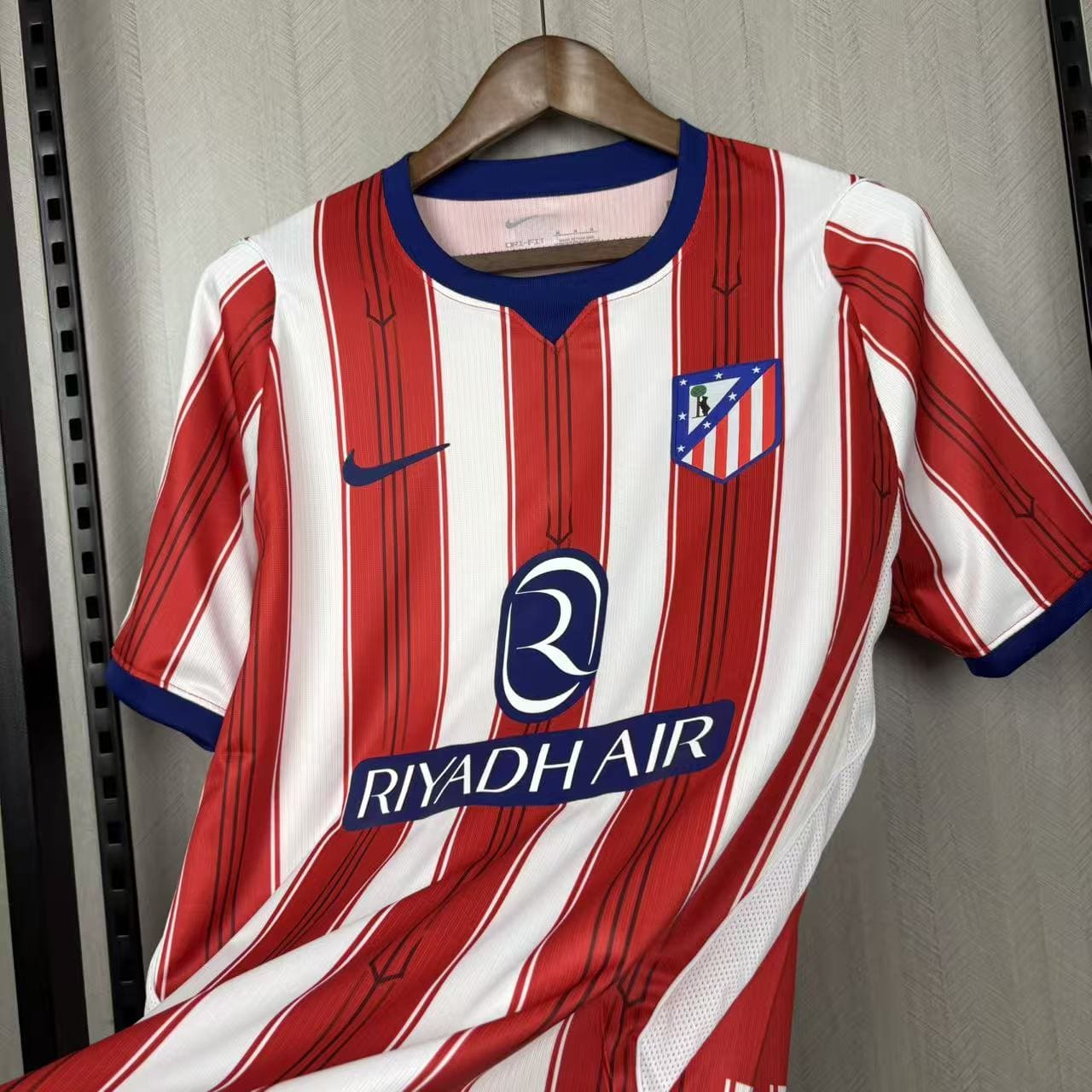 Camisola principal Atlético de Madrid 26/27 Versão adepto 7