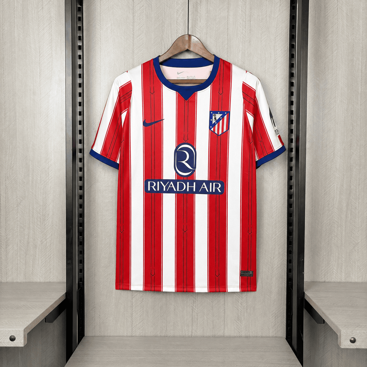 Camisola principal Atlético de Madrid 26/27 Versão adepto 1
