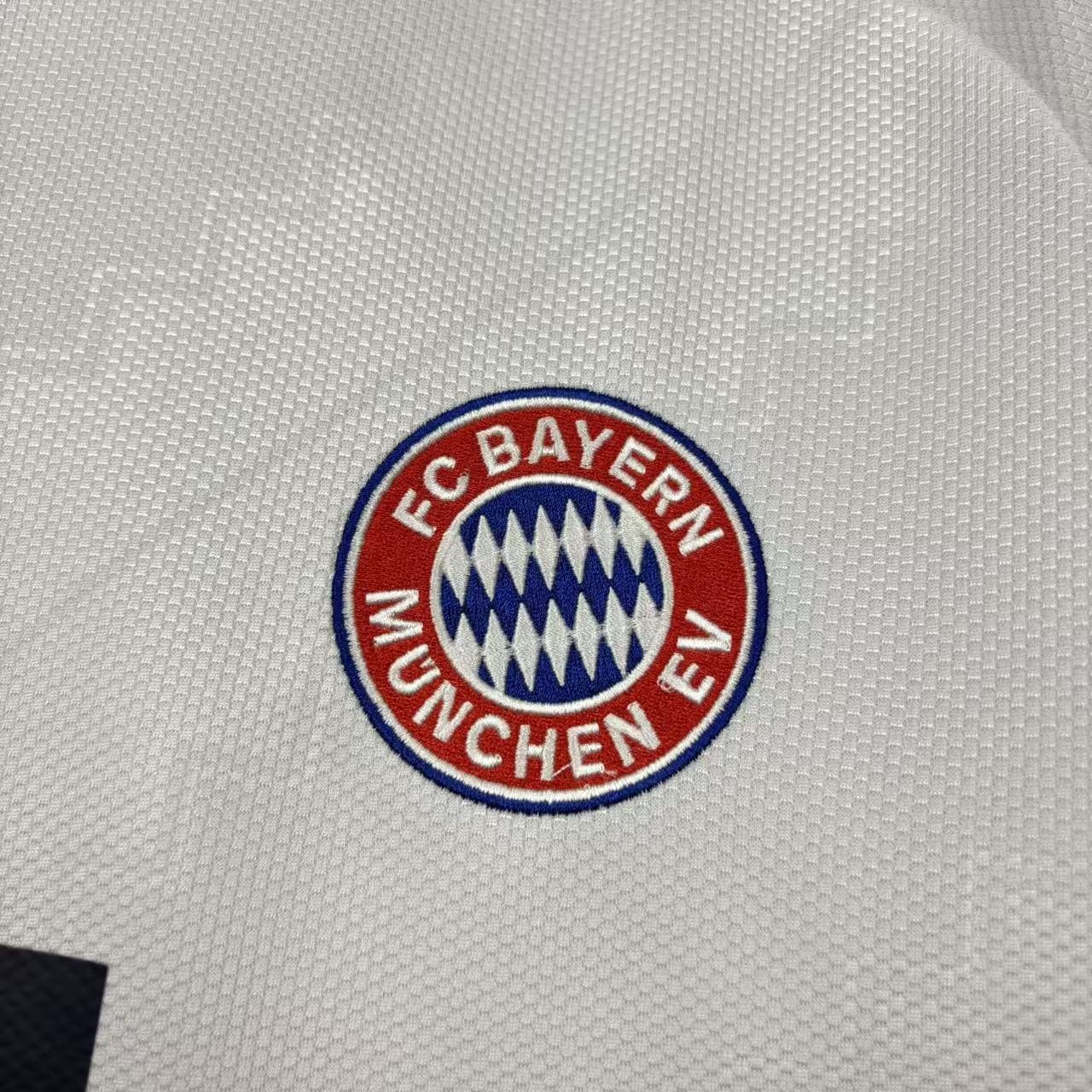 Camisola alternativa Bayern Munique 26/27 - Versão adepto 5