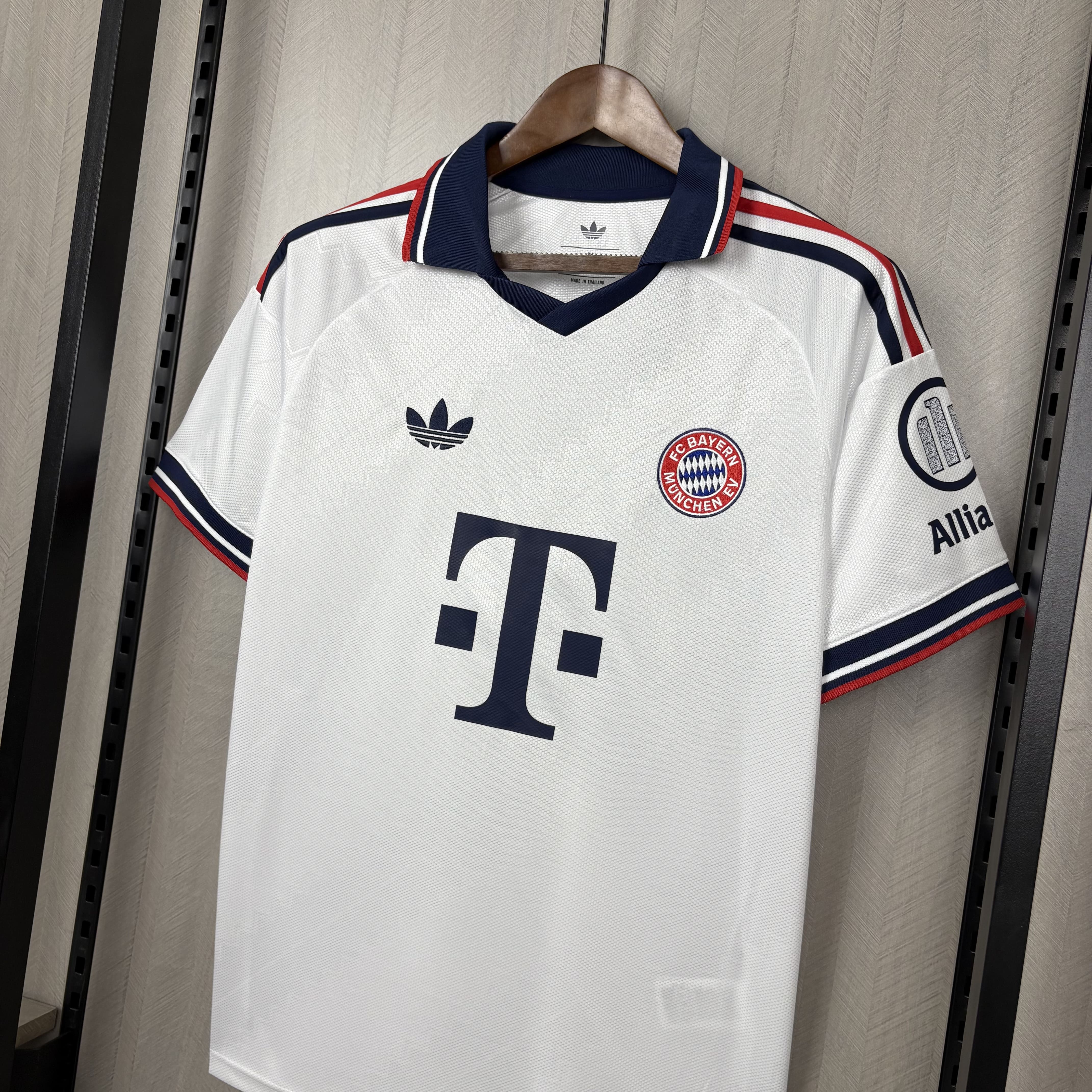 Camisola alternativa Bayern Munique 26/27 - Versão adepto 7