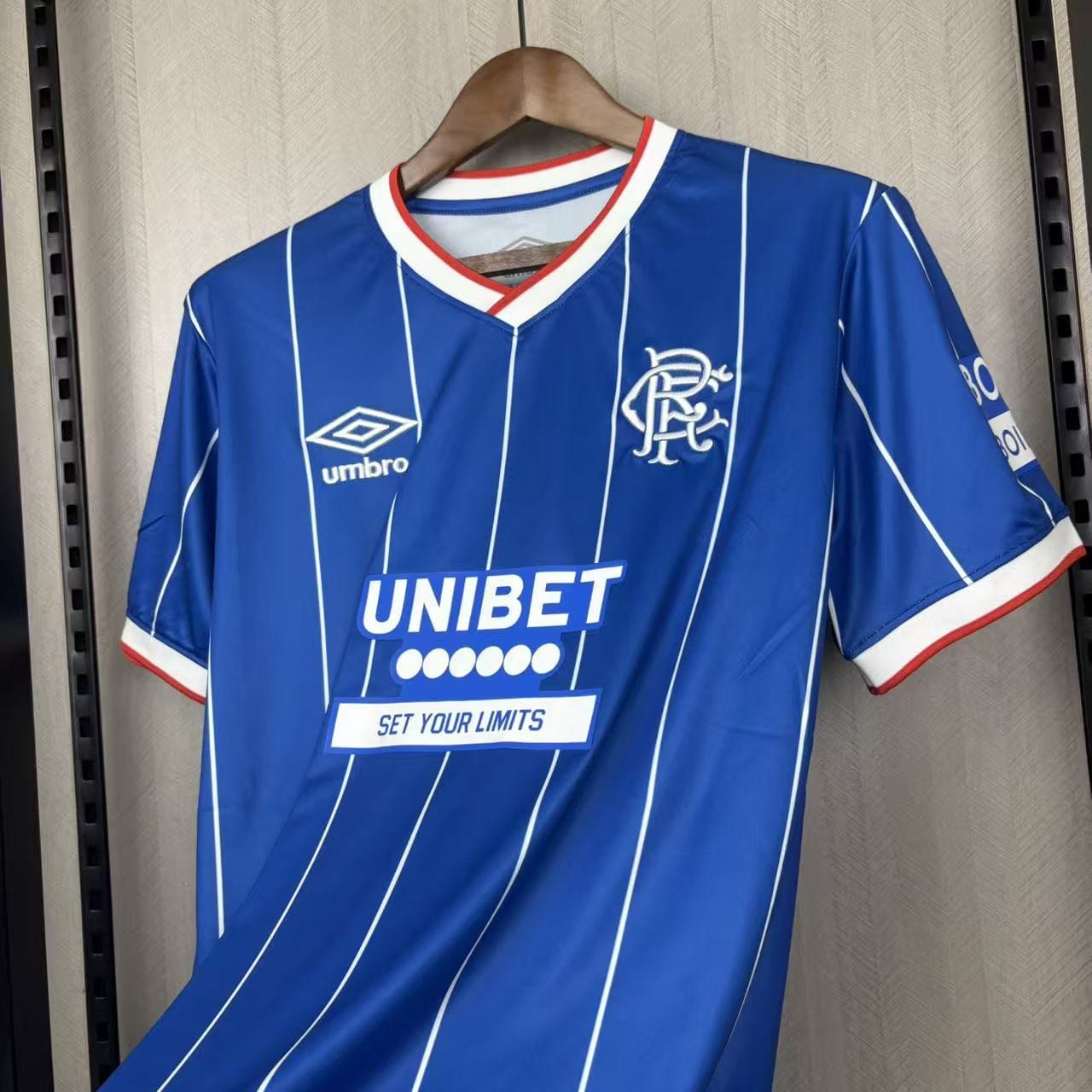 Camisola principal Rangers 26/27 Versão adepto 6