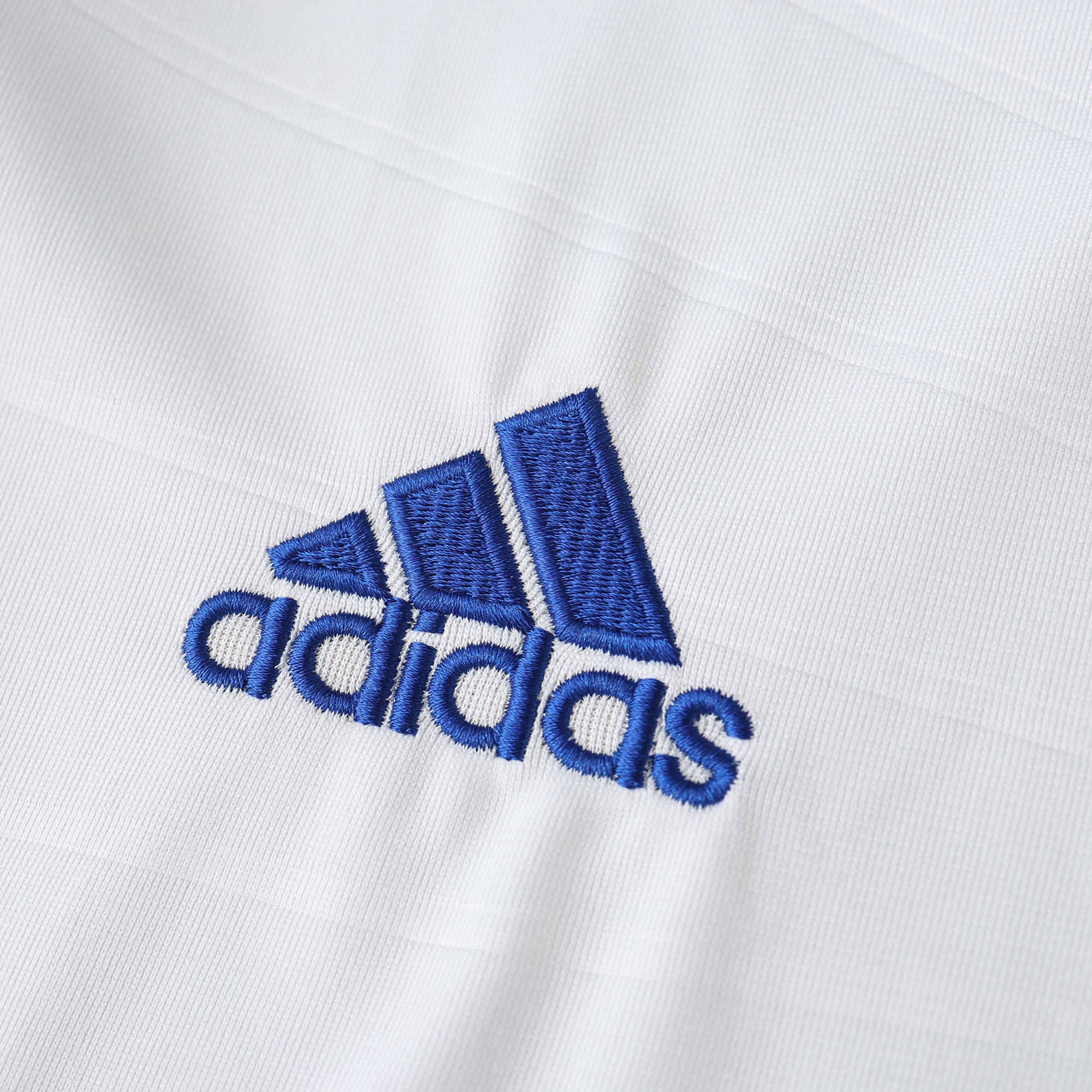 Camisola principal Real Madrid 2010/2011 - Ronaldo 7 - Versão adepto 6