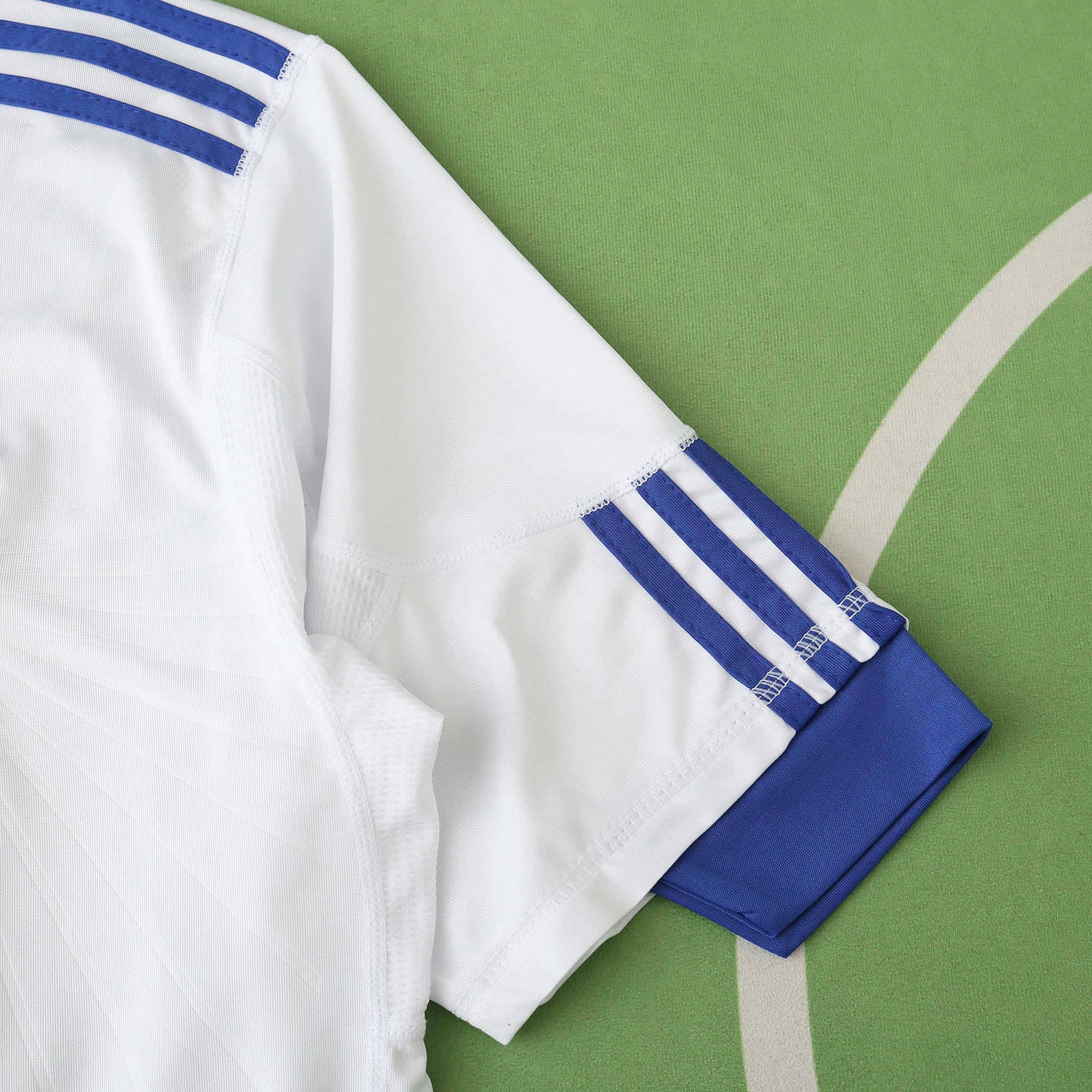 Camisola principal Real Madrid 2010/2011 - Ronaldo 7 - Versão adepto 10