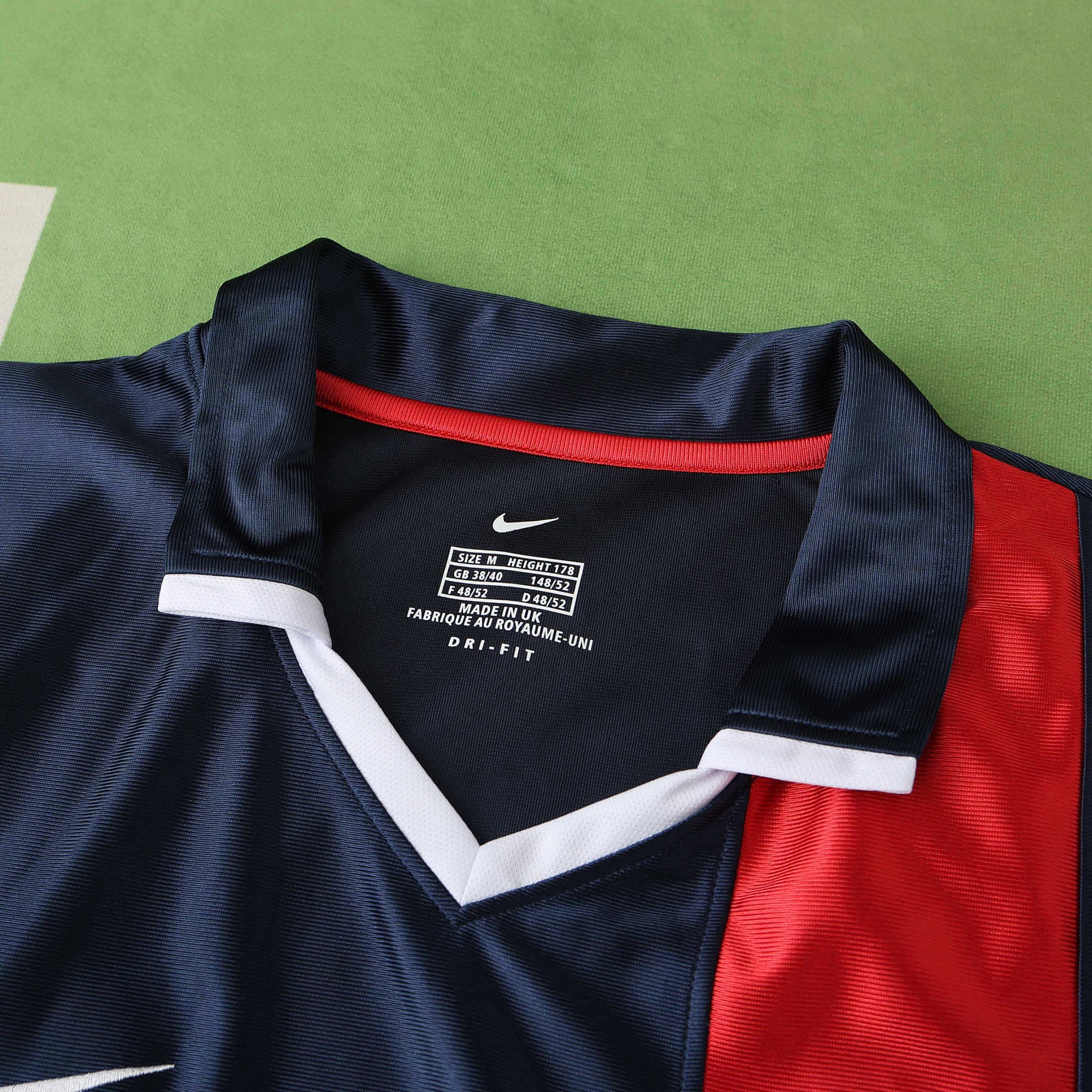 Camisola principal PSG 2001/2002 6