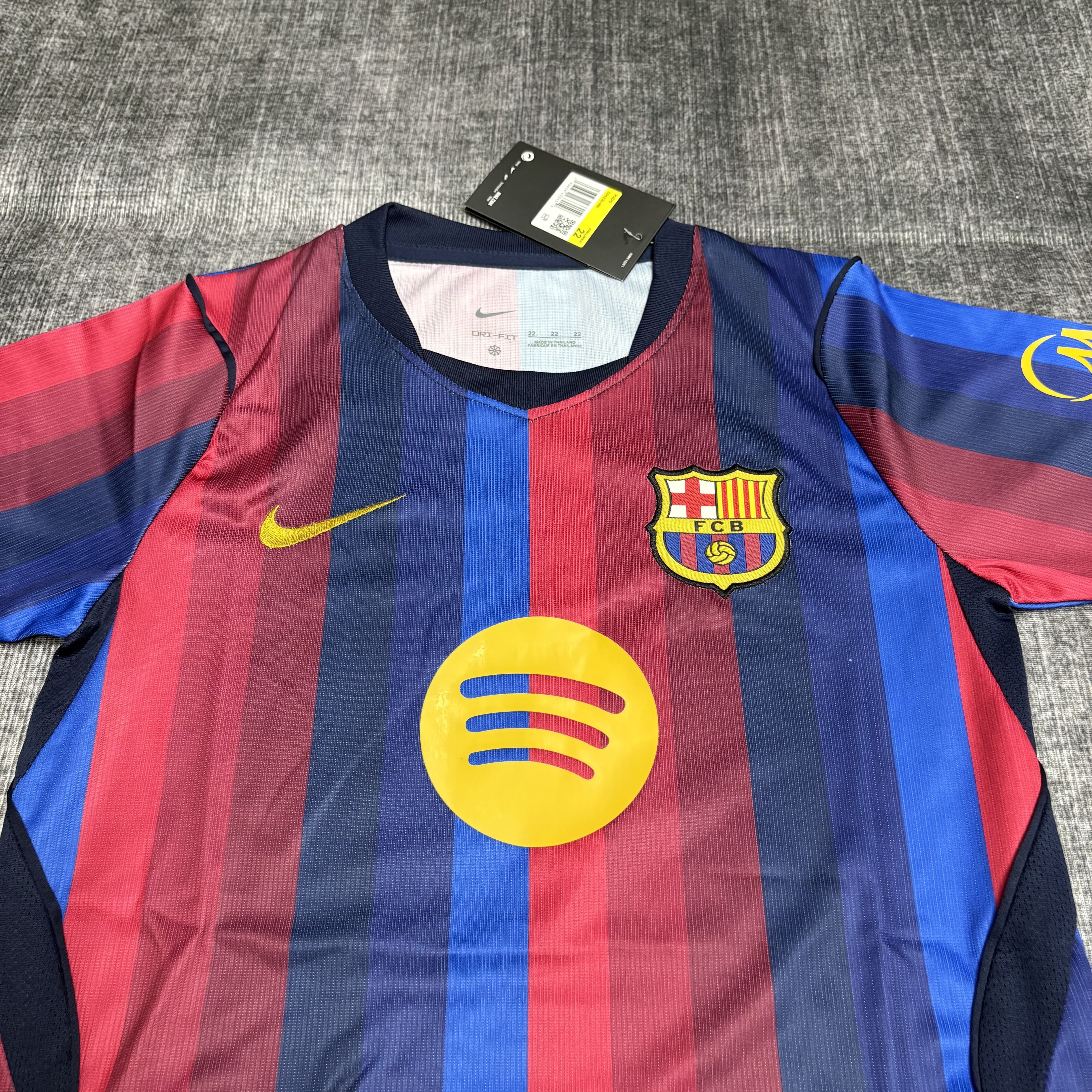Kit Criança Barcelona principal 26/27 6