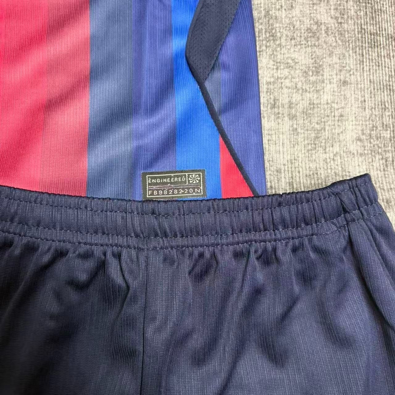 Kit Criança Barcelona principal 26/27 9