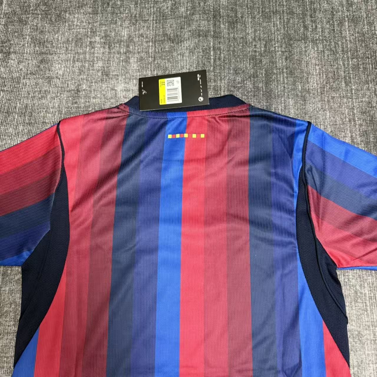 Kit Criança Barcelona principal 26/27 8