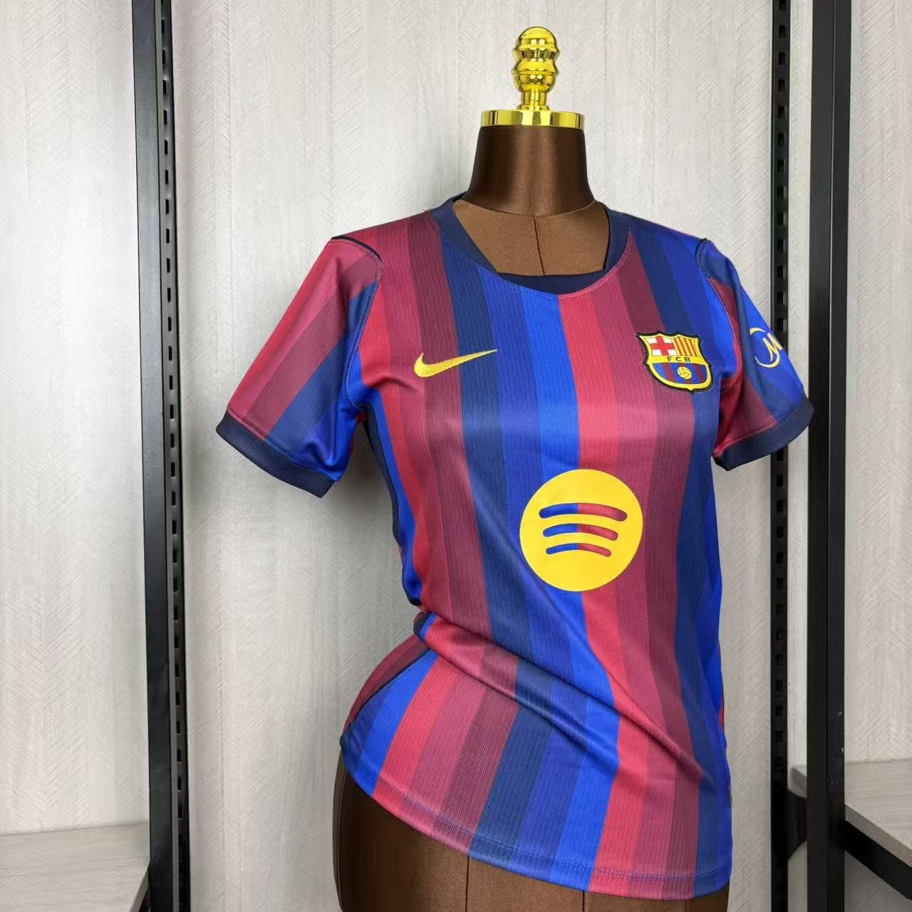 Camisola Principal Barcelona 26/27 - Versão feminina 8
