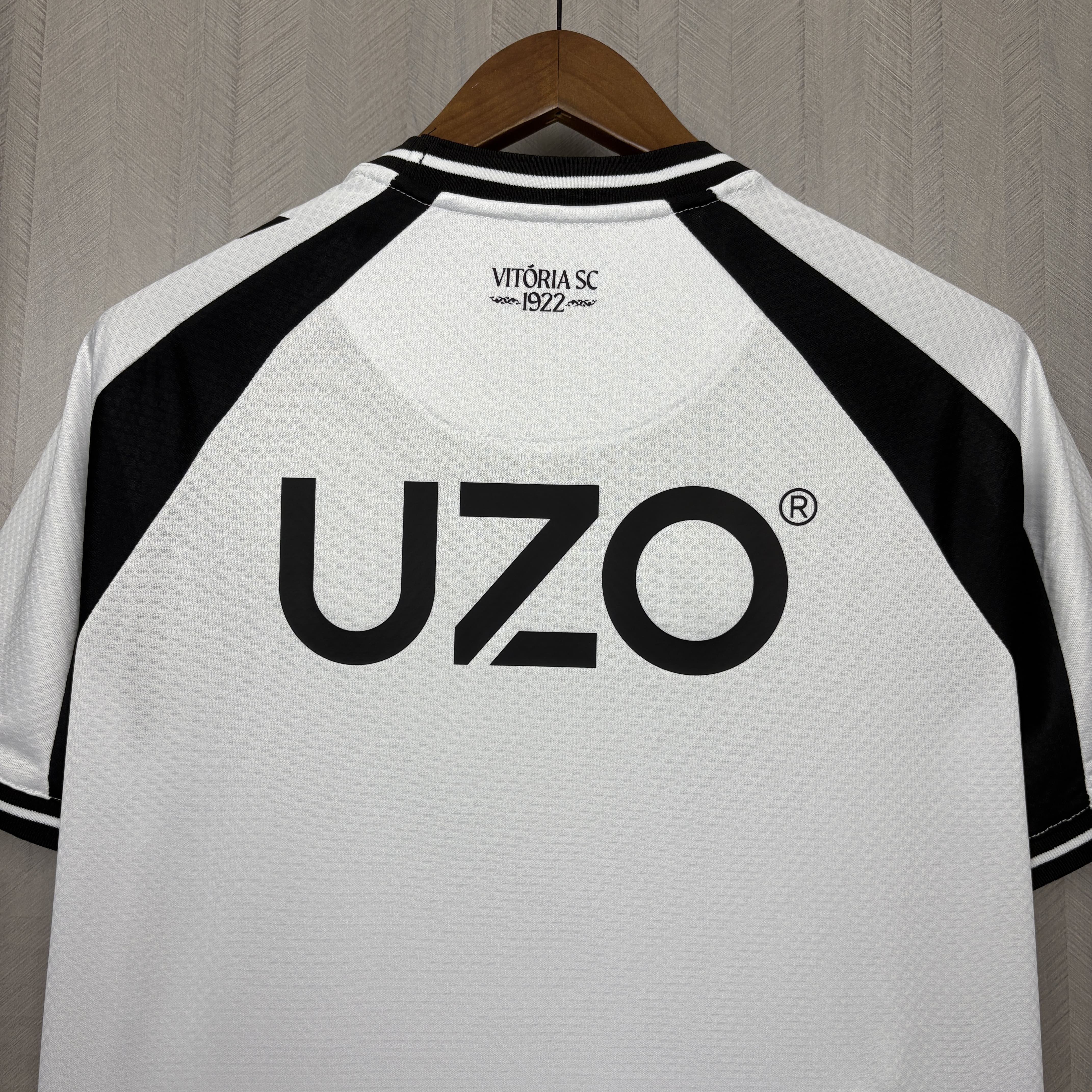 Camisola principal Vitória de Guimarães 26/27 - Versão adepto 8