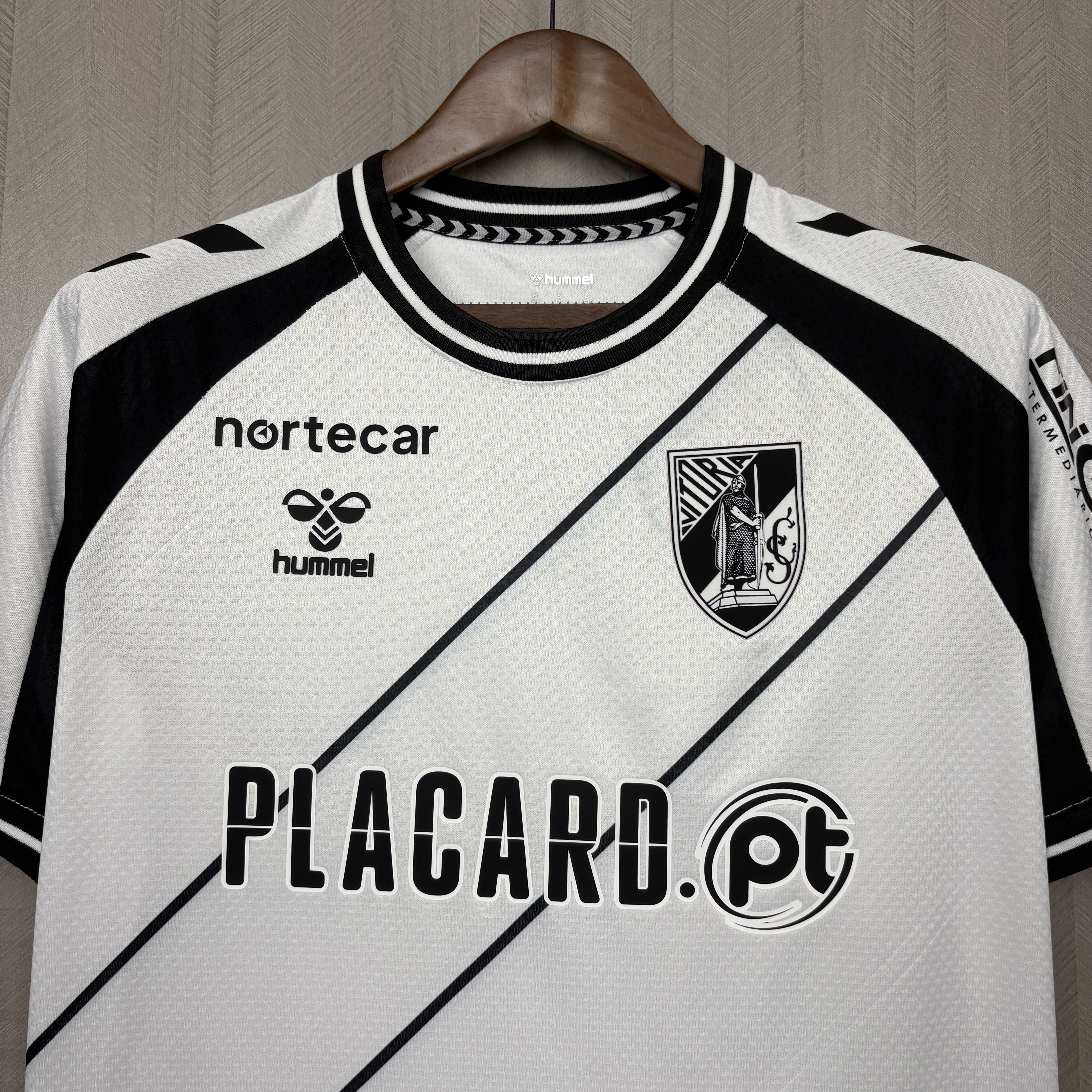 Camisola principal Vitória de Guimarães 26/27 - Versão adepto 7
